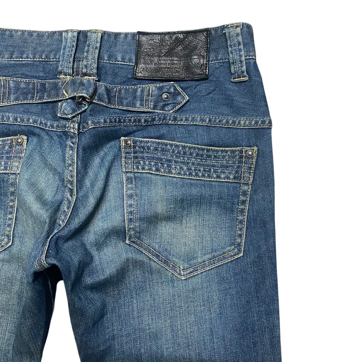 5351 POUR LES HOMMES 5351 Pour Les Hommes Curve Leg Denim Low Flare Jeans Size US 32 / EU 48 - 11 Thumbnail