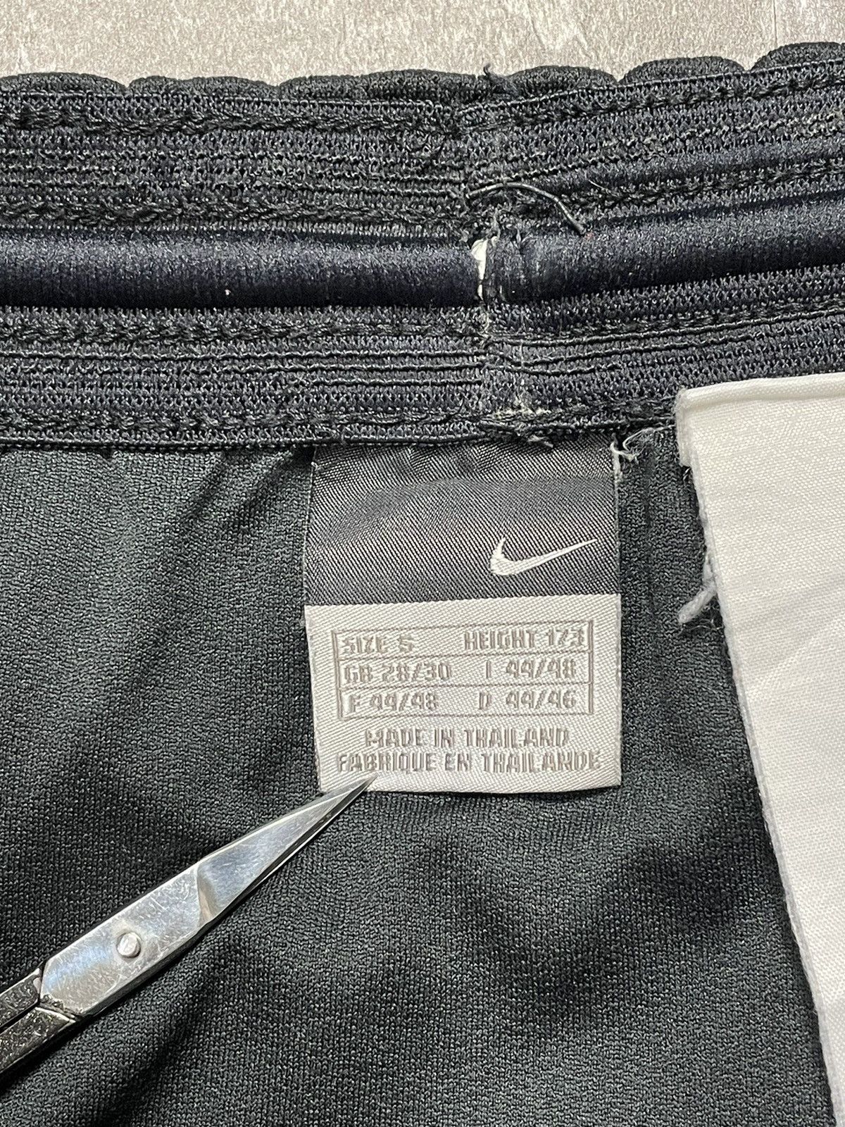 Nike Vintage Nike shorts total 90 size S Size US 30 / EU 46 - 6 Thumbnail
