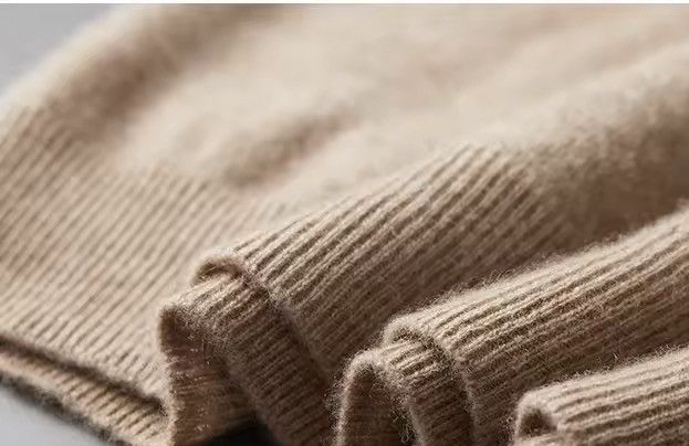 Other 100% Merino Wool Beige Knitted Casual Sweater Hooded Jumper Size US L / EU 52-54 / 3 - 5 Thumbnail