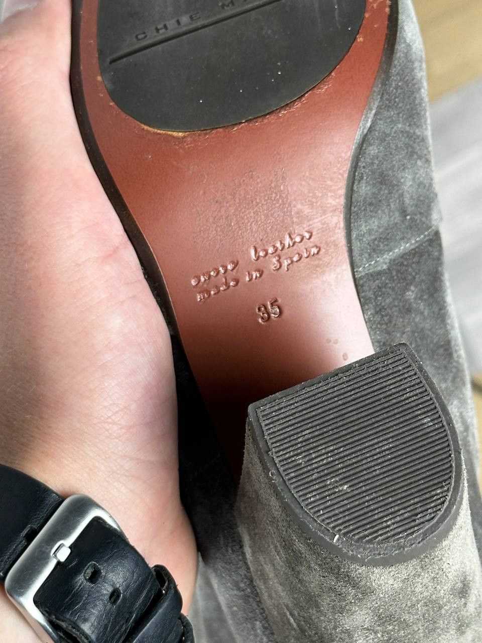 Japanese Brand Chie Mihara Avant Garde Grey Suede Shoes Size US 5 / IT 35 - 7 Thumbnail
