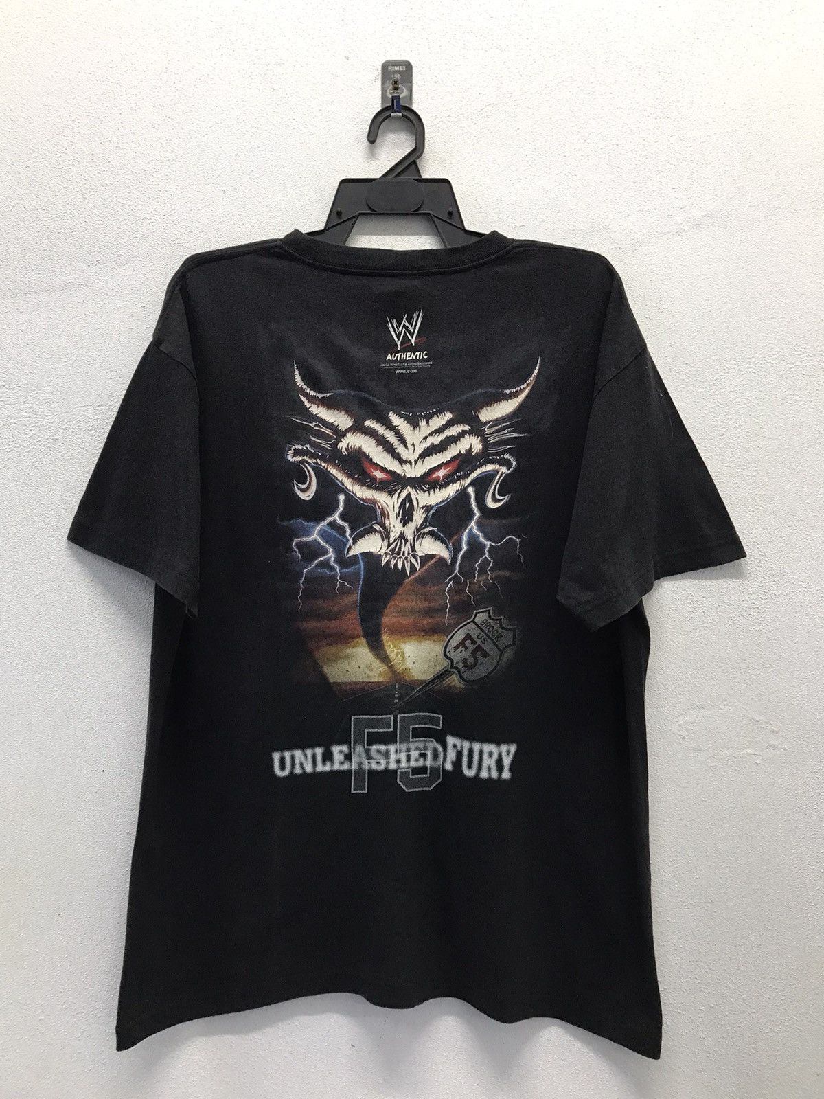 WWE Vintage WWE Unleashed Fury F5 Shirt Size US L / EU 52-54 / 3 - 2 Thumbnail