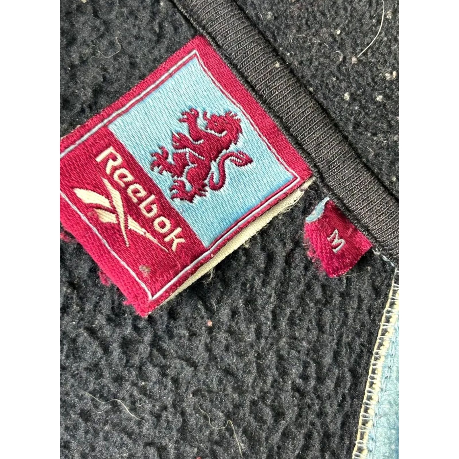 Reebok VINTAGE Reebok Aston Villa 1999 2000 Training Fleece Jacket Men M Blue Size US M / EU 48-50 / 2 - 5 Thumbnail