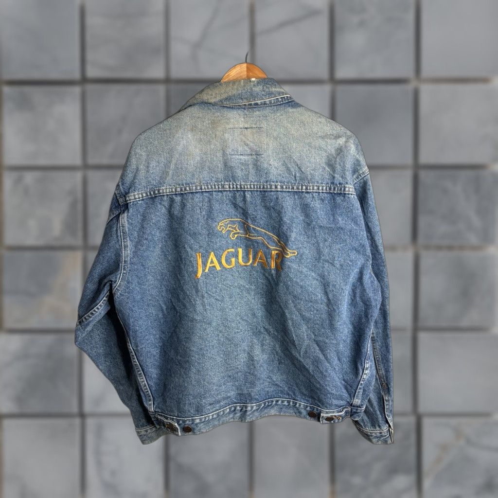 Denime VINTAGE Jaguar Master Denim Jacket Mens L Blue Embroidered Logo Distressed Size US L / EU 52-54 / 3 - 1 Thumbnail