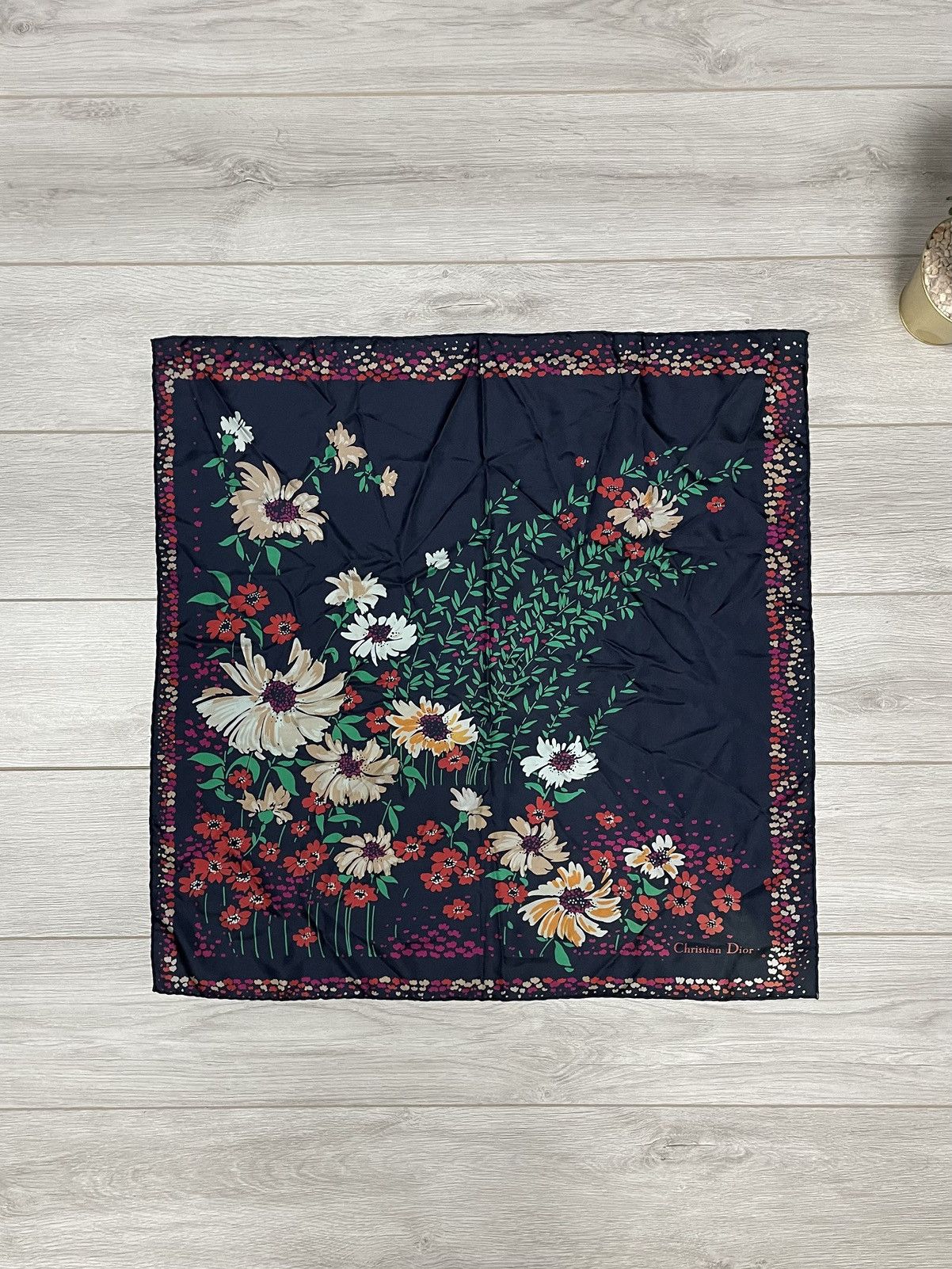 Christian Dior Monsieur Christian Dior flowers 💐 vintage silk floral France scarf Size ONE SIZE - 1 Thumbnail