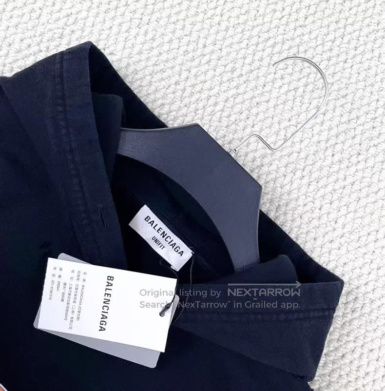 Balenciaga Balenciaga Distressed Wheat Shears Double B Letter Logo Ho Size US XS / EU 42 / 0 - 3 Thumbnail