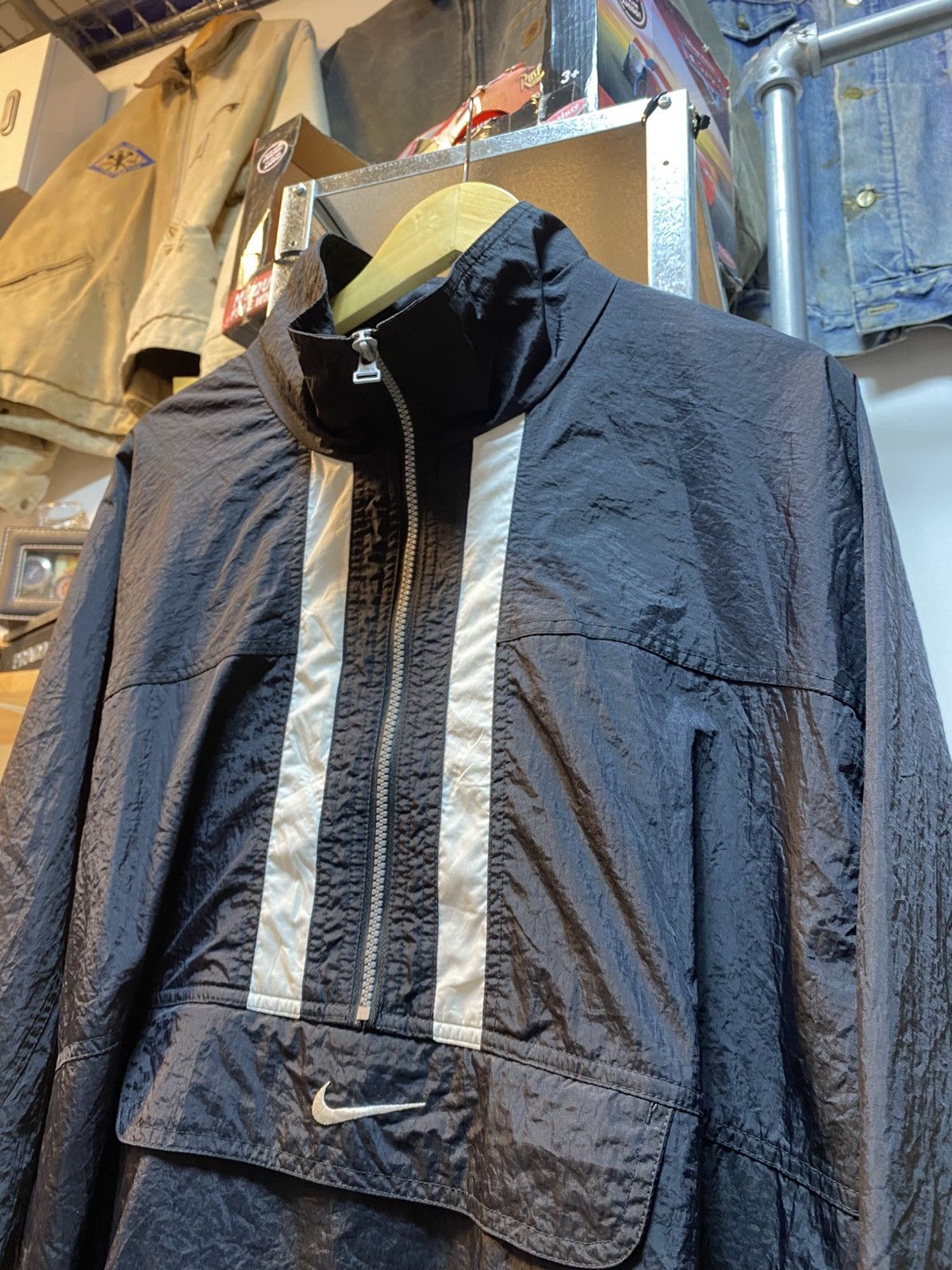Nike Vintage Nike Swoosh Windbreaker Jacket Size US XL / EU 56 / 4 - 2 Thumbnail