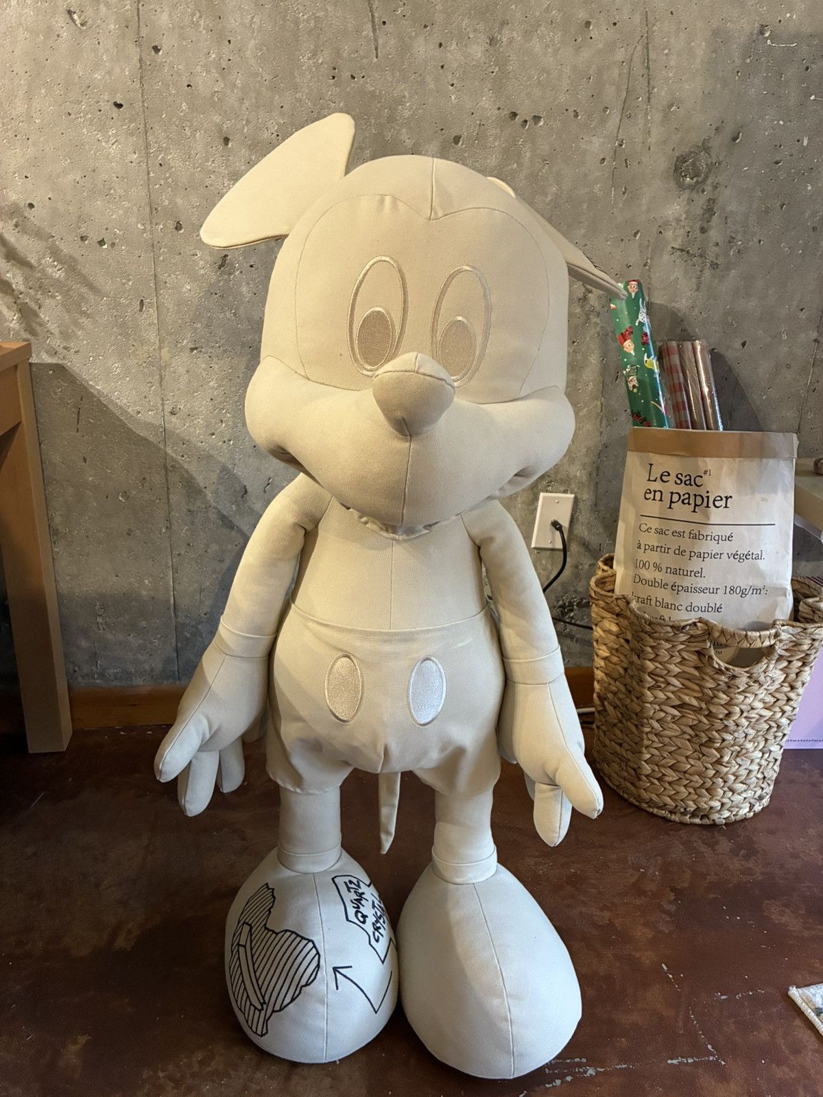 Daniel Arsham Daniel Arsham X Disney, Mickey Mouse Plush (Large), 2019 Size ONE SIZE - 1 Thumbnail