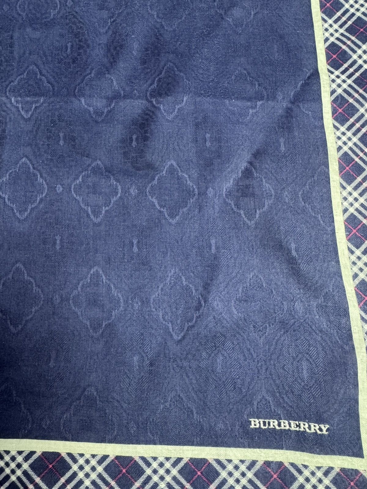 Burberry × Vintage Vintage Burberry Handkerchief Bandana Scarf Size ONE SIZE - 4 Thumbnail