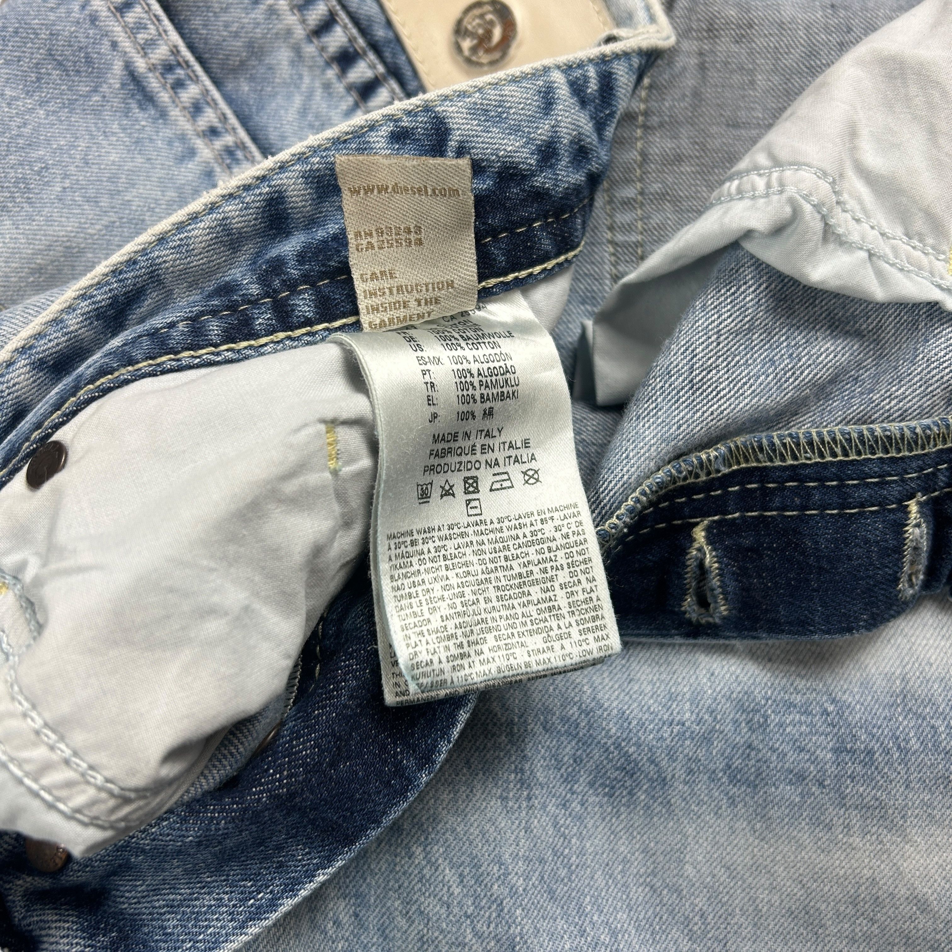 Diesel Diesel Buster Regular Slim Tapered Blue Denim Jeans W33L34 Size US 33 - 8 Thumbnail