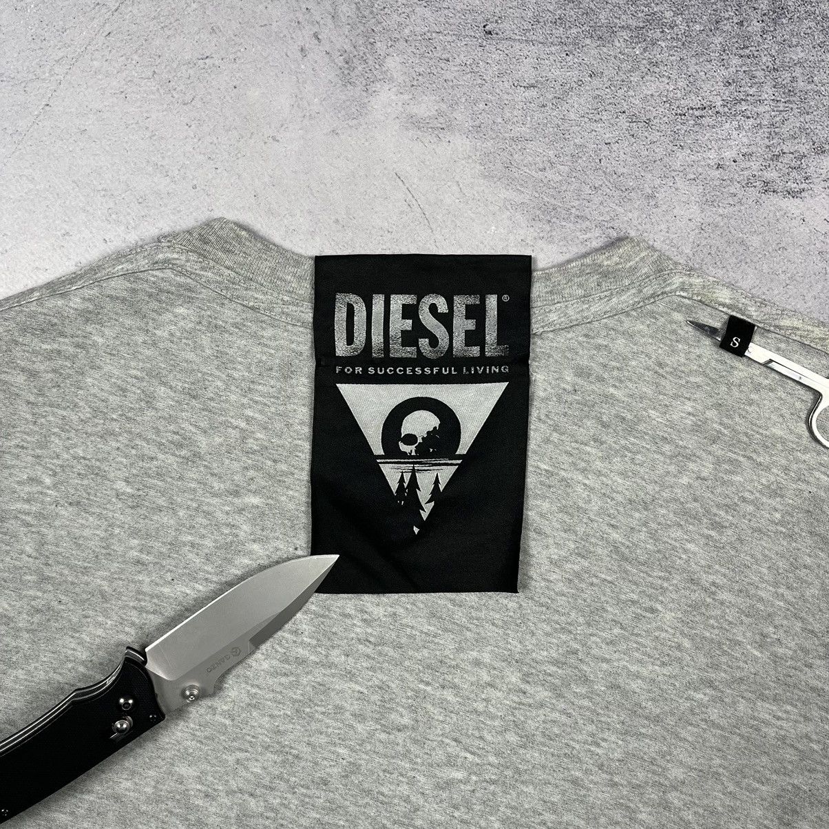 Diesel Rare Diesel x Palystation Days Gone Skulls Big Logo T Shirt Size US S / EU 44-46 / 1 - 12 Thumbnail