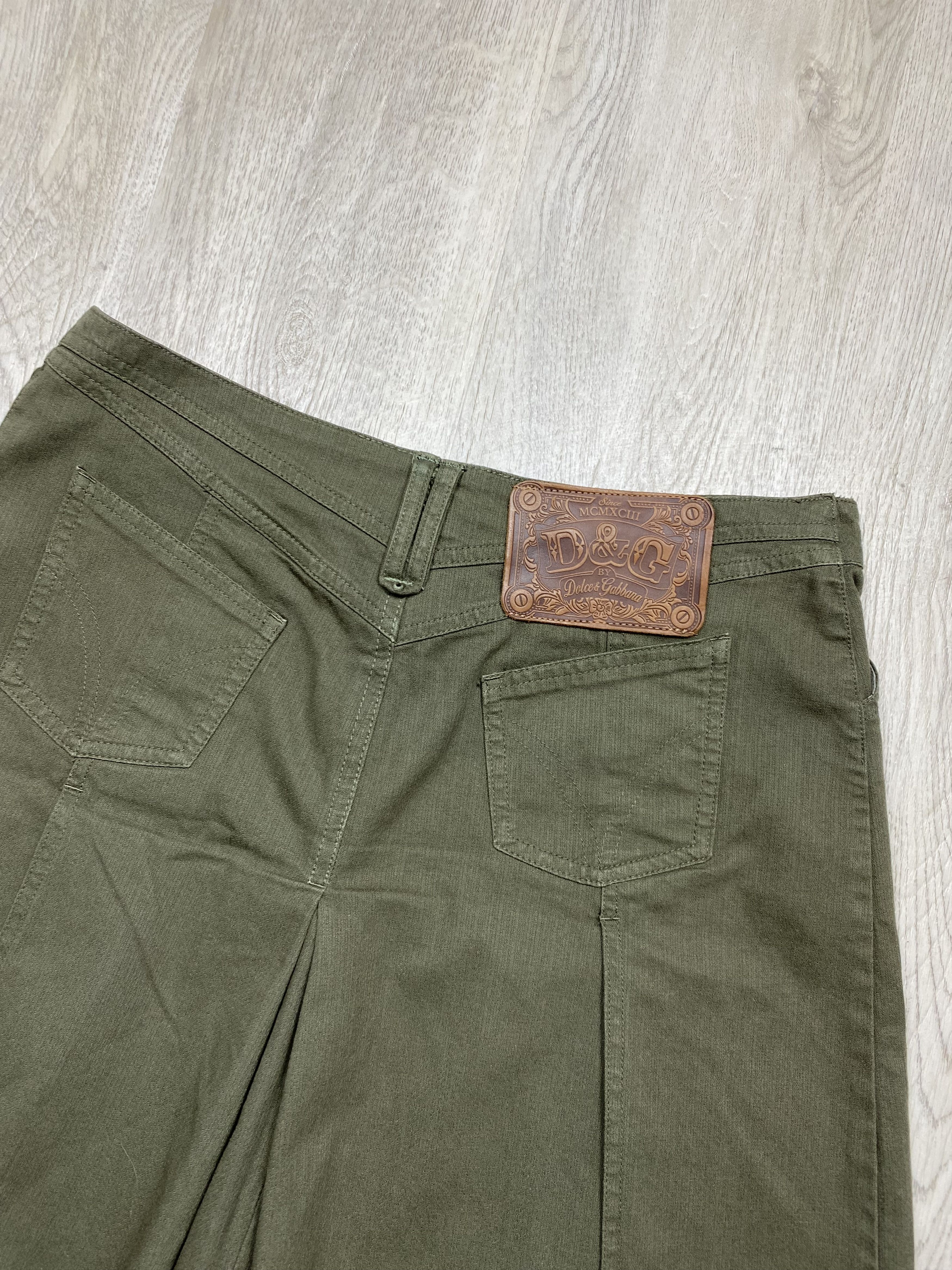Dolce & Gabbana Dolce & Gabbana Vintage Womens Mini Skirt Size 30" / US 8 / IT 44 - 9 Thumbnail