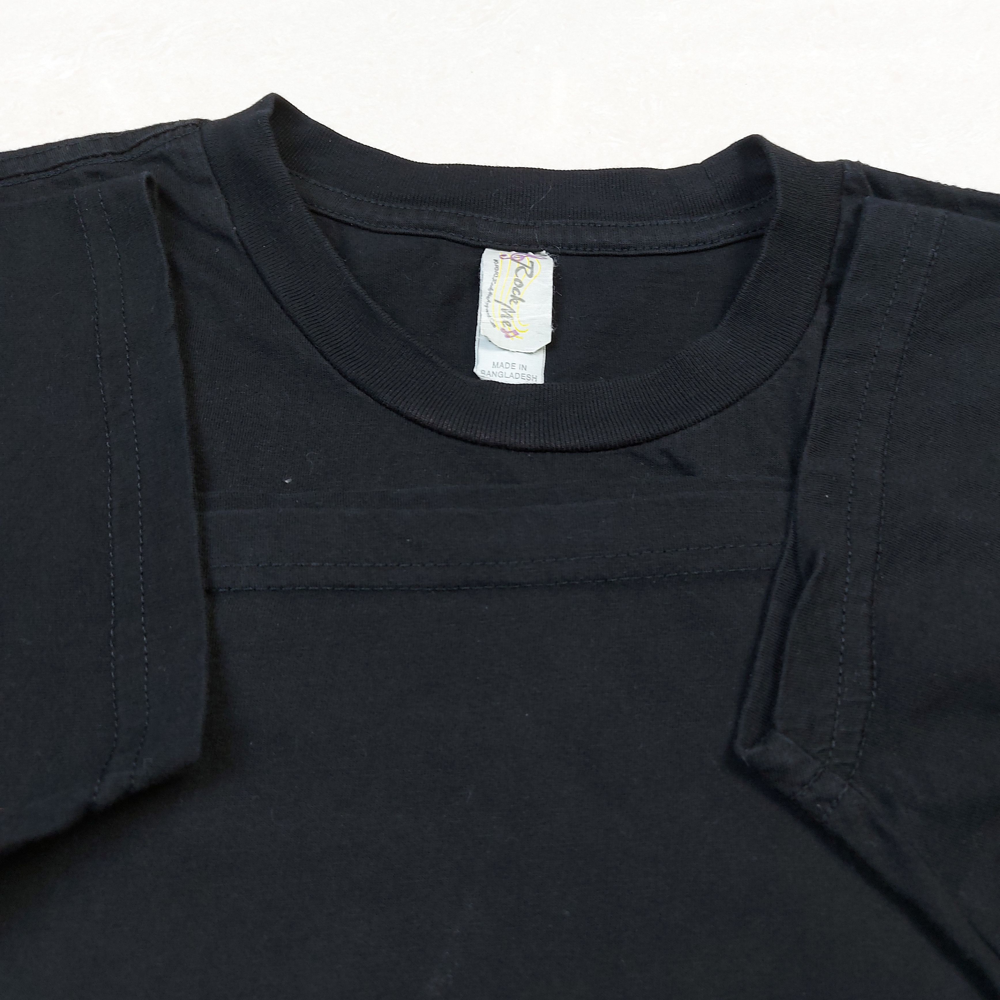 Band Tees VTG The Devil Wears Prada Band Chinese Takeout Noodle TEE Size US M / EU 48-50 / 2 - 8 Thumbnail