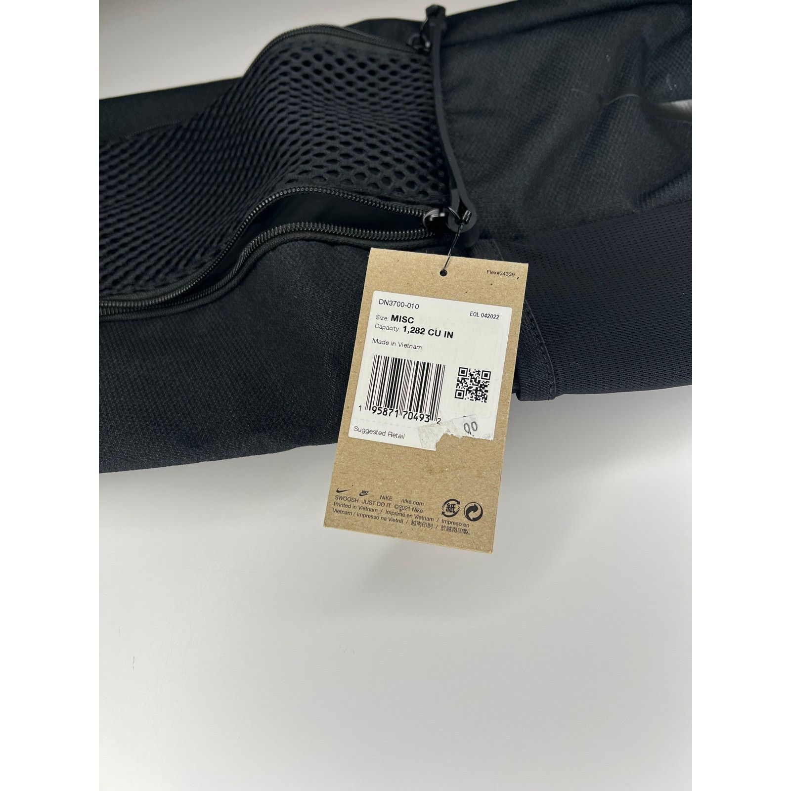 Nike Nike Yoga Mat Bag Black Dark Grey Mesh Water Bottle Holder Size ONE SIZE - 7 Thumbnail