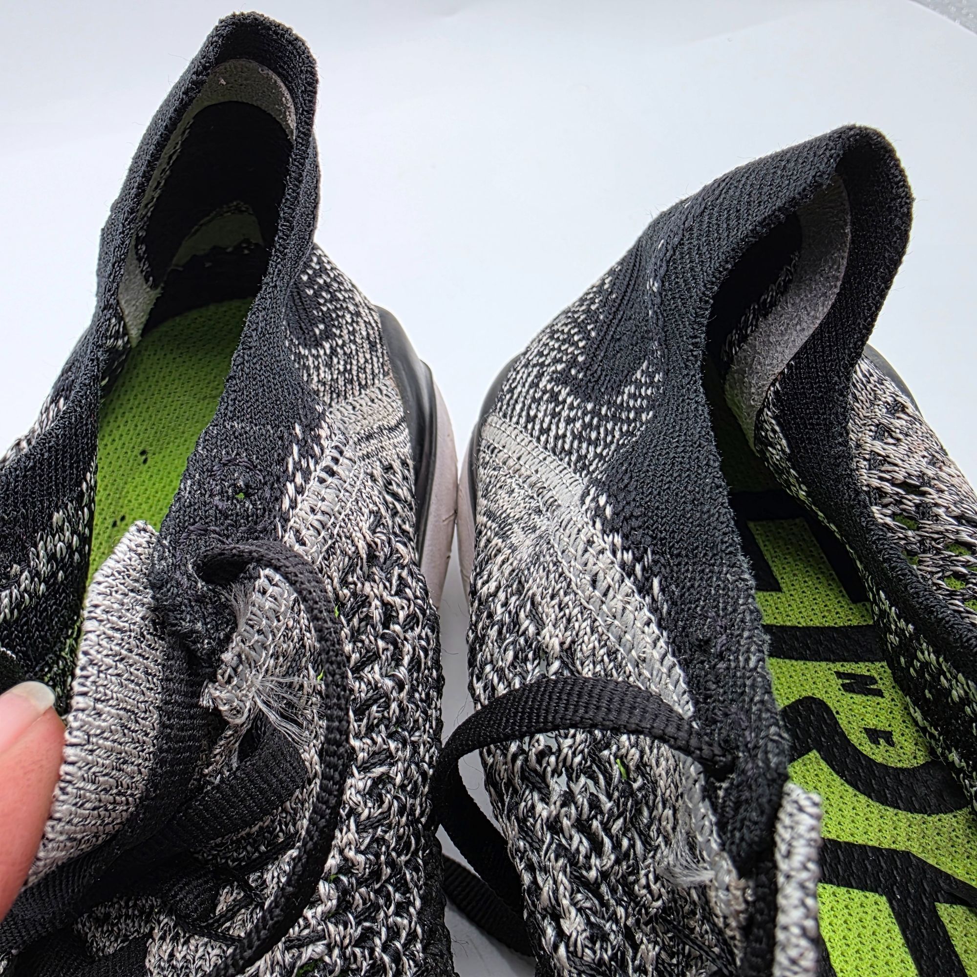 Nike Nike Free RN Flyknit Womens Size 9.5 Black Oreo Running Shoe Size US 9.5 / IT 39.5 - 9 Thumbnail
