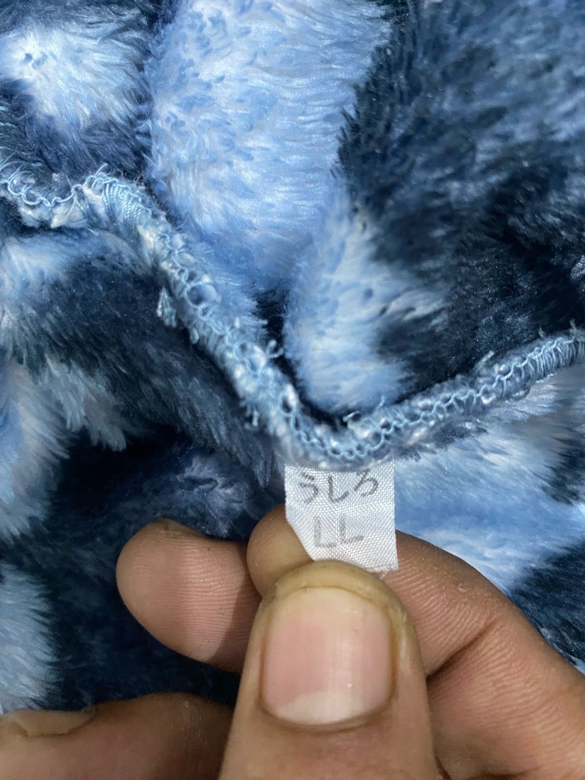 Champion 1Set Champion Fleece Sweatshirts and Camo Blue Pants Size US M / EU 48-50 / 2 - 11 Thumbnail