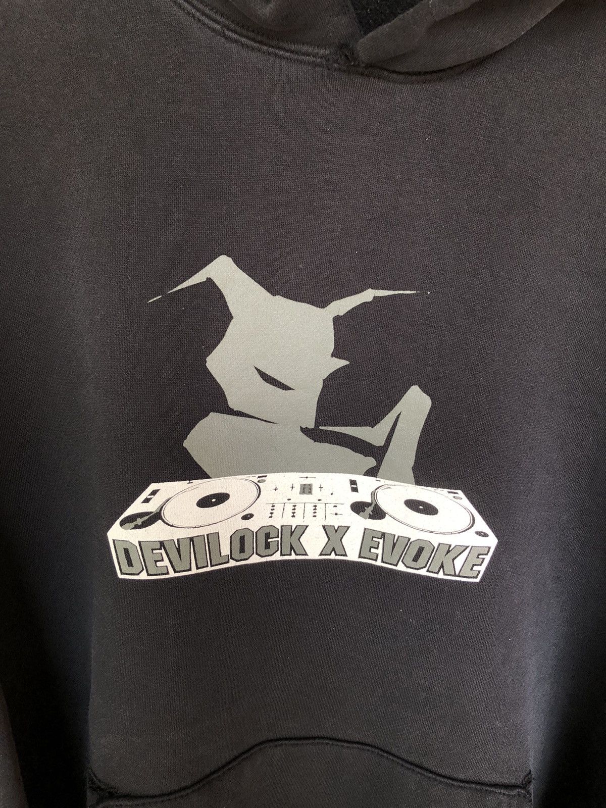 Devilock Vintage Devillock x Evoke Distressed Hoodie Size US M / EU 48-50 / 2 - 6 Thumbnail