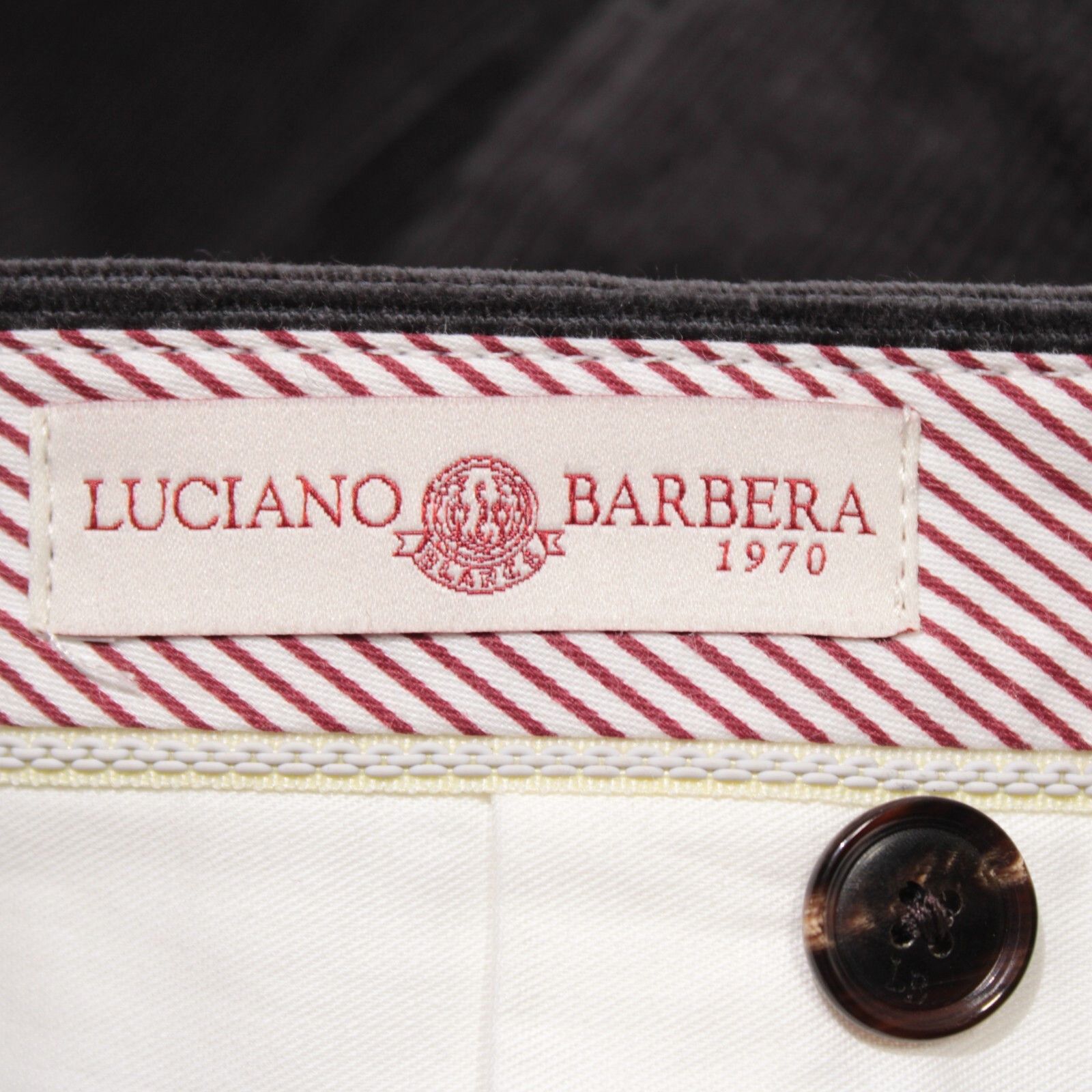 Luciano Barbera Luciano Barbera New with tags Chino Size 34 US In Gray Size US 34 / EU 50 - 8 Thumbnail