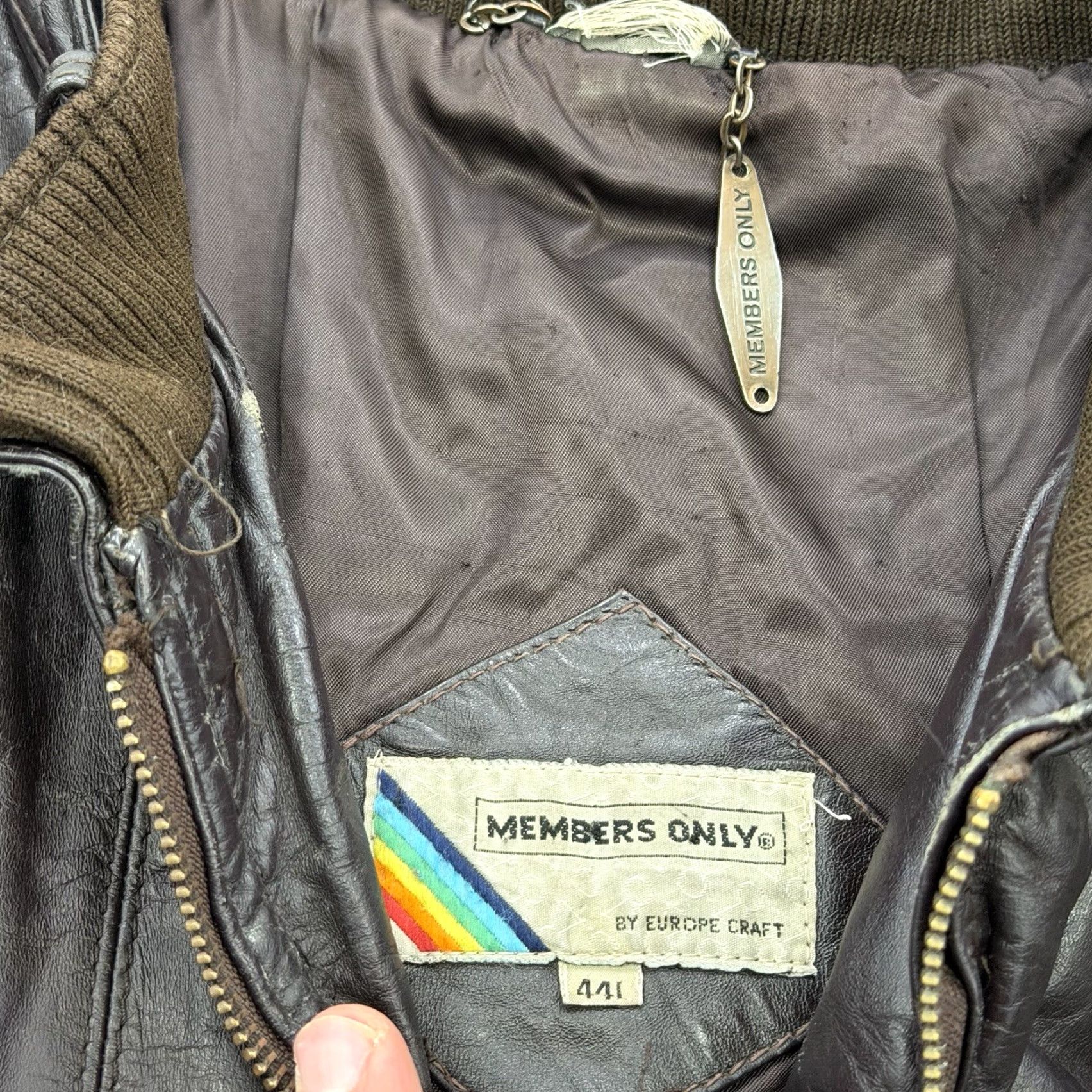 Members Only VINTAGE Members Only Leather Jacket Mens Bomber Distressed L Brown 80s Racer Zipper Mid-Length Size US L / EU 52-54 / 3 - 3 Thumbnail
