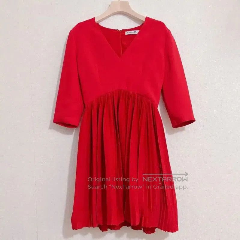 Dior Dior Red Pleated Dress for Women in Size M . Size M / US 6-8 / IT 42-44 - 1 Thumbnail