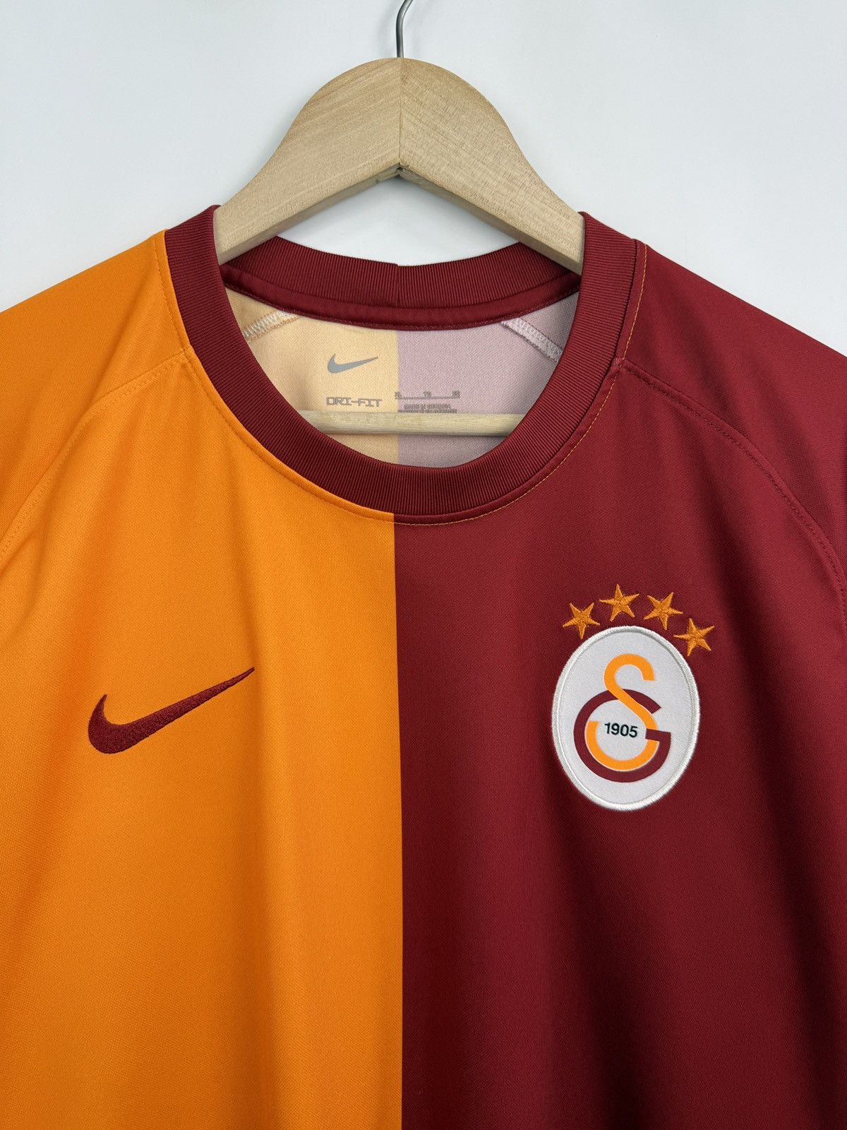 Nike 🇹🇷 23/24 Eray Iscan #46 Galatasaray Nike Home Jersey Soccer Size US XL / EU 56 / 4 - 5 Thumbnail