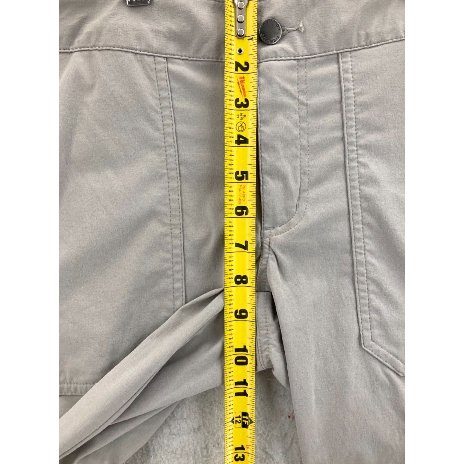 Vintage Columbia Pants Capri 4 Khaki Lightweight Hiking Toggle Leg Curvy Womens Size 27" / US 4 / IT 40 - 4 Thumbnail