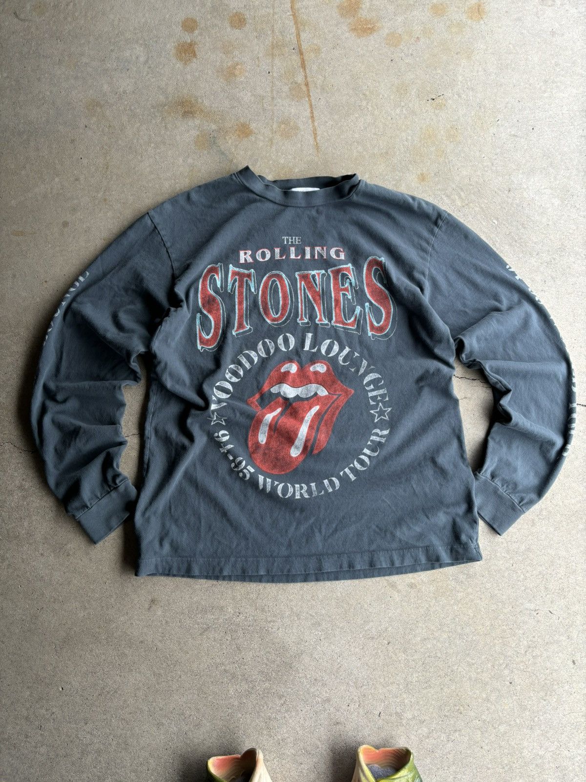Vintage Crazy Daydreamer LA Rolling Stones Distressed Tour Shirt Size US S / EU 44-46 / 1 - 1 Thumbnail