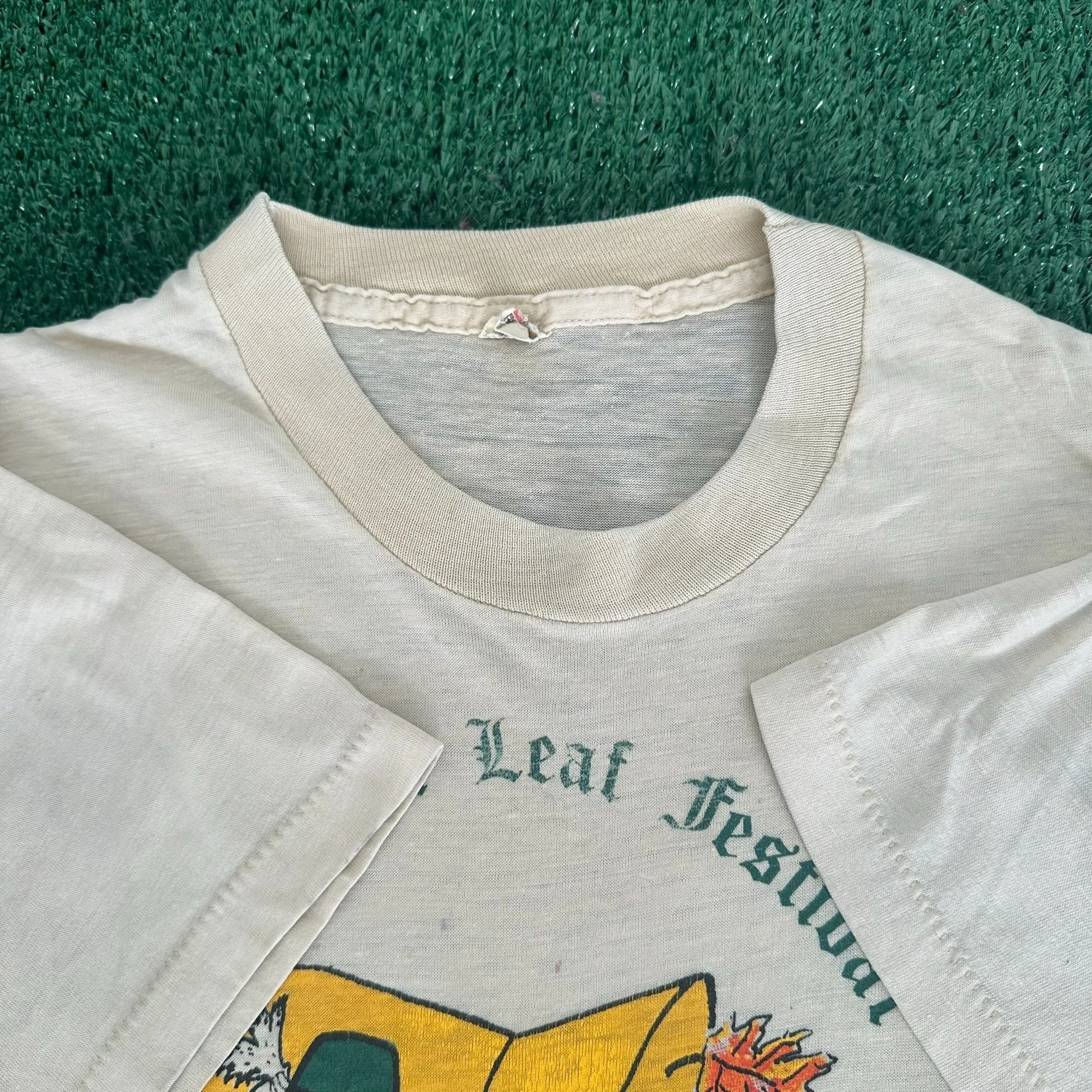 Vintage Vintage 80s Autumn Festival T-Shirt Single Stitch Tee Size US M / EU 48-50 / 2 - 5 Thumbnail