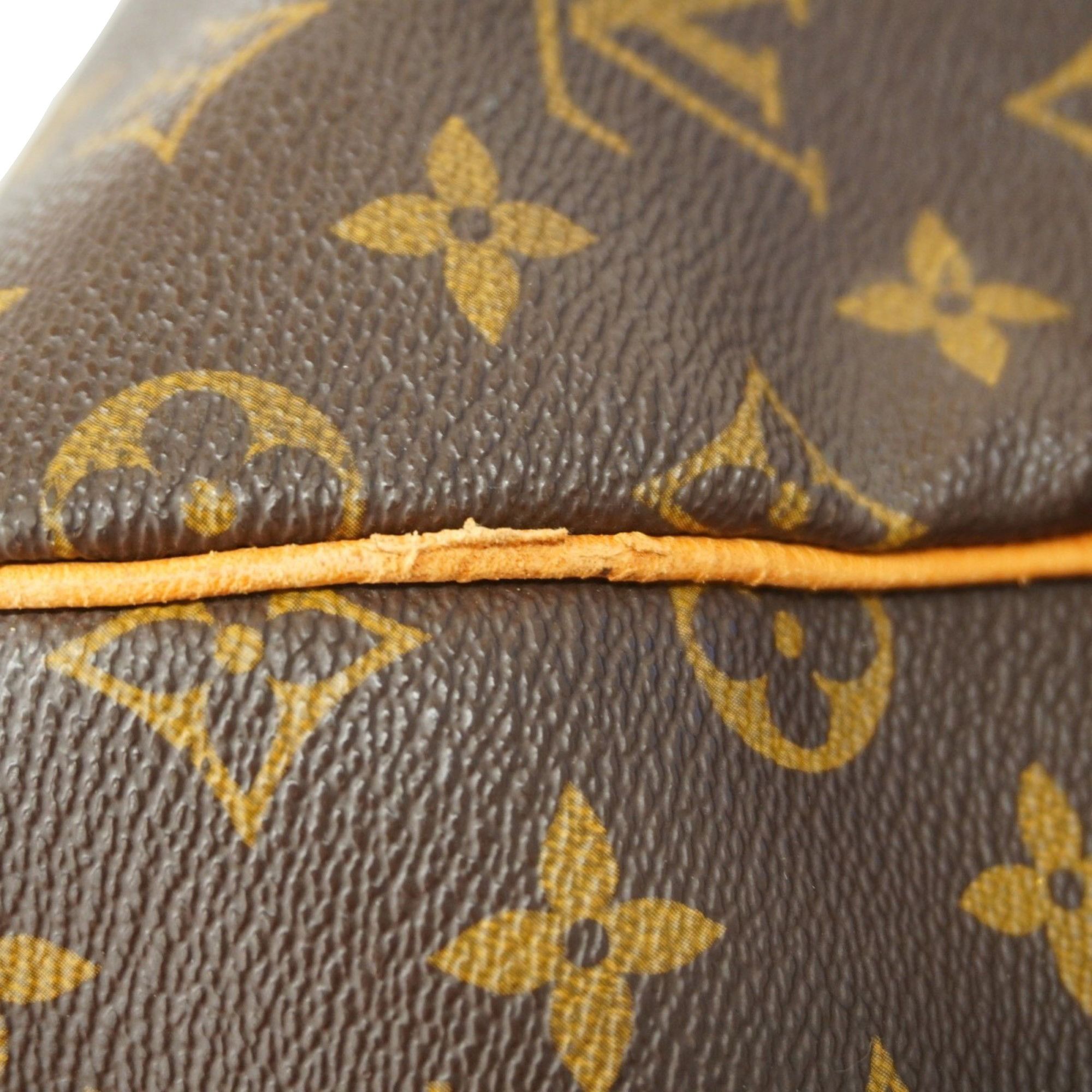 Louis Vuitton Louis Vuitton Keepall Bandoulière 55 Monogram Canvas Bag Size ONE SIZE - 8 Thumbnail