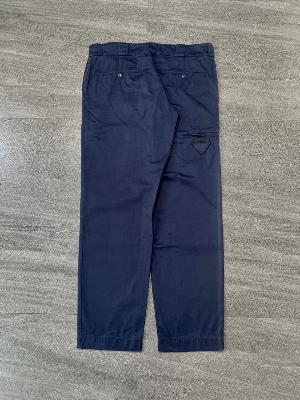 Prada FREE TAX! Triangle Logo Patched Cropped Trousers - 31” Size US 31 - 13 Thumbnail
