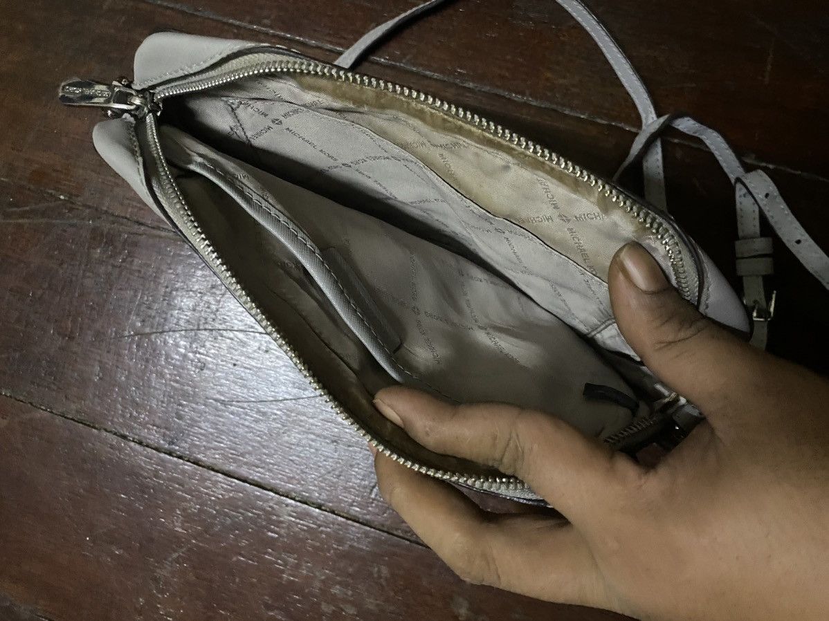 Michael Kors Micheal Kors sling bag Size ONE SIZE - 13 Thumbnail