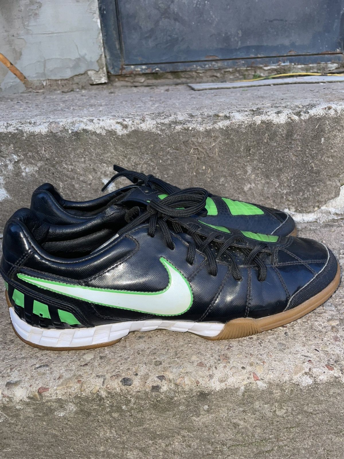 Total 90 Soccer Shoes | Grailed