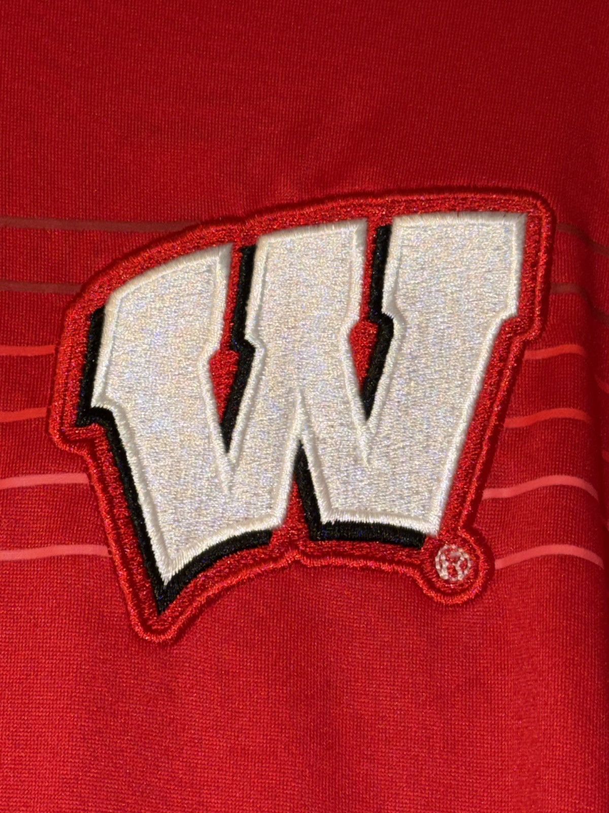 NCAA Captivating NCAA Wisconsin Badgers Polo T Shirt Mens Size L Size US L / EU 52-54 / 3 - 8 Thumbnail