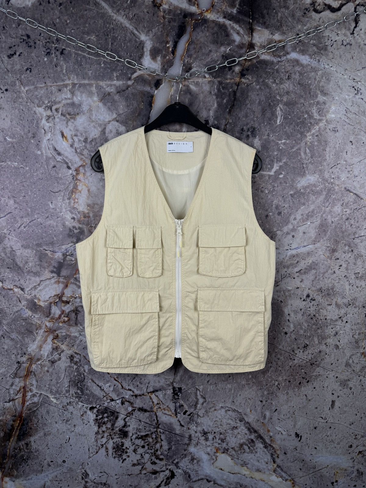Asos ASOS Design Vest With Pockets Size Large Size US L / EU 52-54 / 3 - 1 Thumbnail