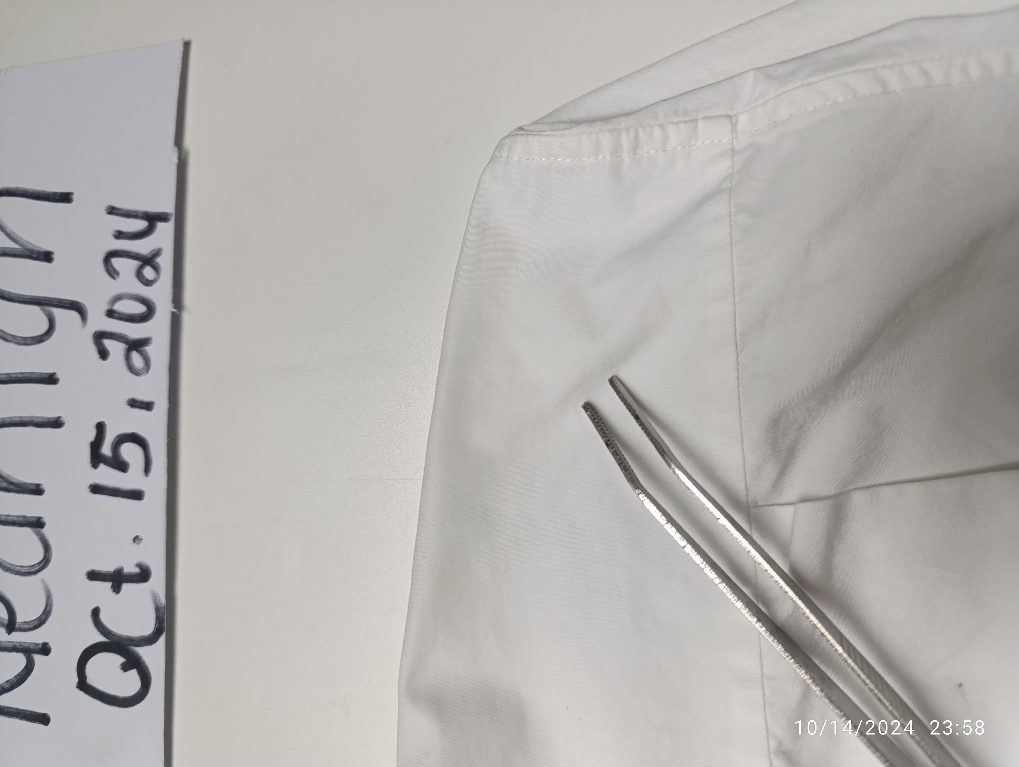 Balenciaga BALENCIAGA S/S 2020 RUBBER LOGO COLLAR CLASSIC SHIRT Size US L / EU 52-54 / 3 - 10 Thumbnail