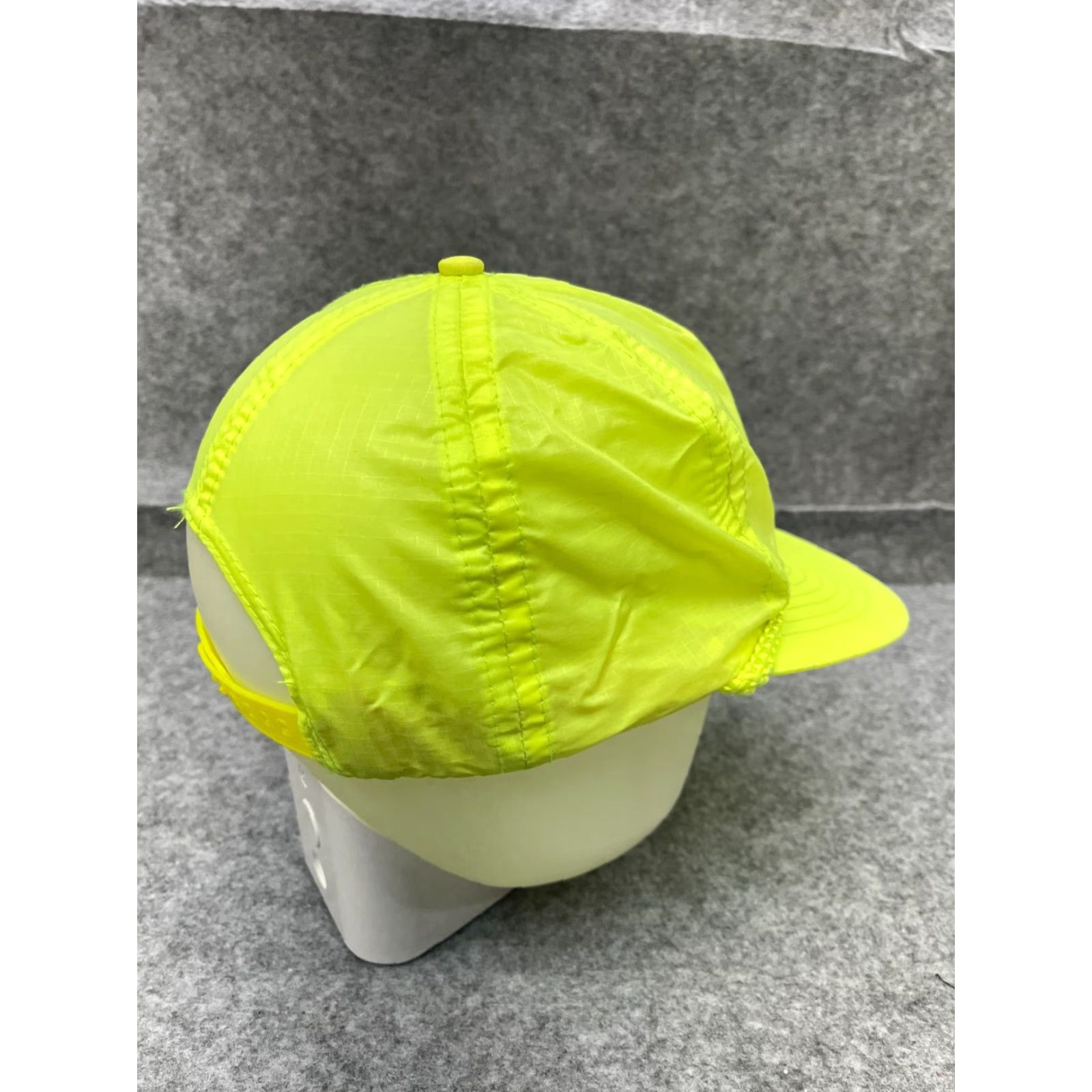 Vintage VINTAGE St.Thomas Hat Cap Snap Back Adult One Size Neon Green Nylon Hatch Rope 90s Size ONE SIZE - 7 Thumbnail