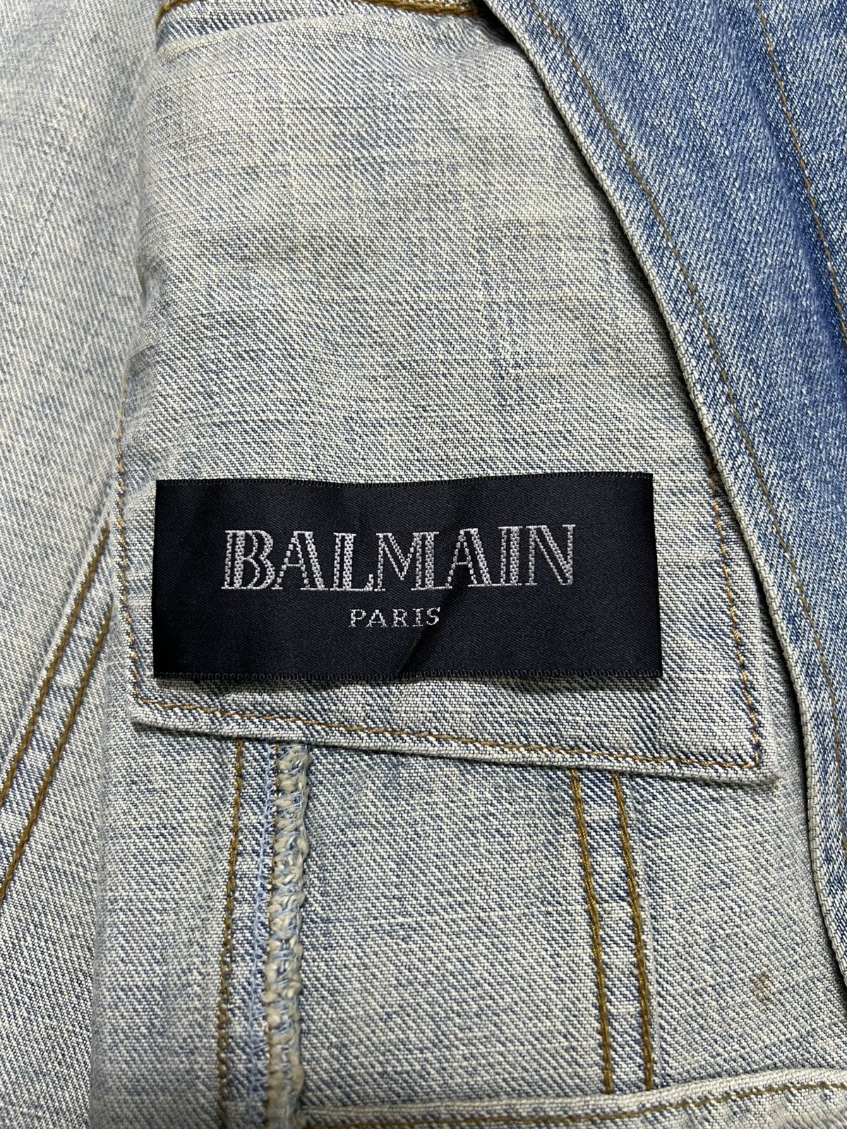 Balmain Balmain - Christophe Decarnin - Vintage Washed Denim Jacket Size US L / EU 52-54 / 3 - 18 Thumbnail