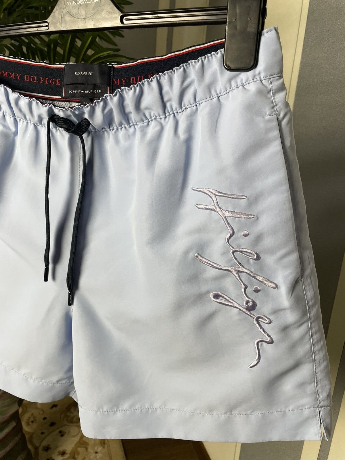 Tommy Hilfiger Tommy Hilfiger Men’s Swimwear Shorts Size M Size US 32 / EU 48 - 2 Thumbnail