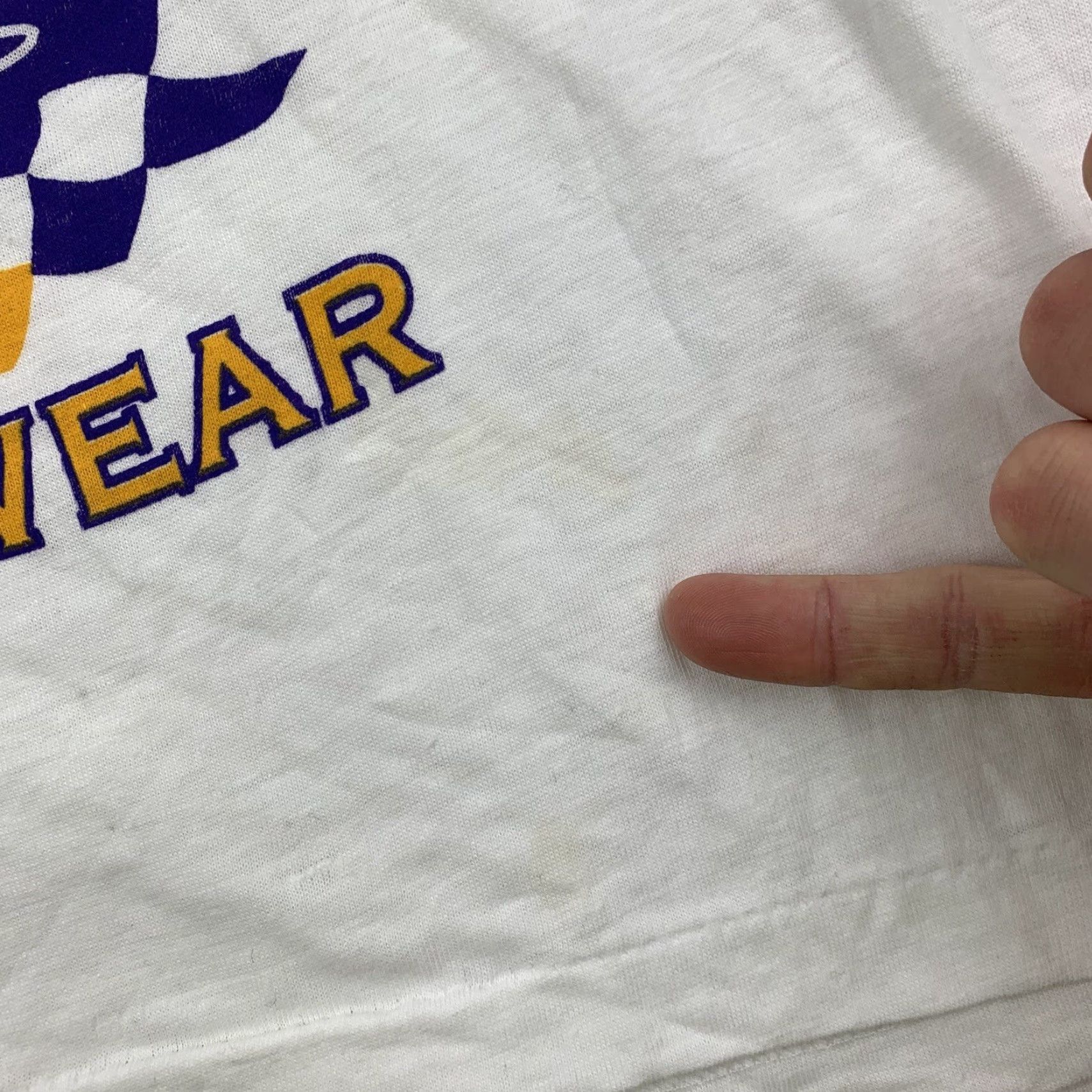 Vintage Vintage American 90s Bear Active Wear Shirt Men's T-Shirt Size M Crew Neck Short Sleeve White Size US M / EU 48-50 / 2 - 5 Thumbnail