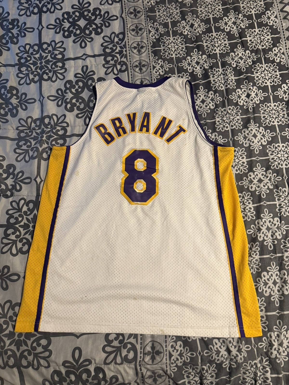 NBA White Kobe Bryant Lakers Jersey Size US XL / EU 56 / 4 - 3 Thumbnail
