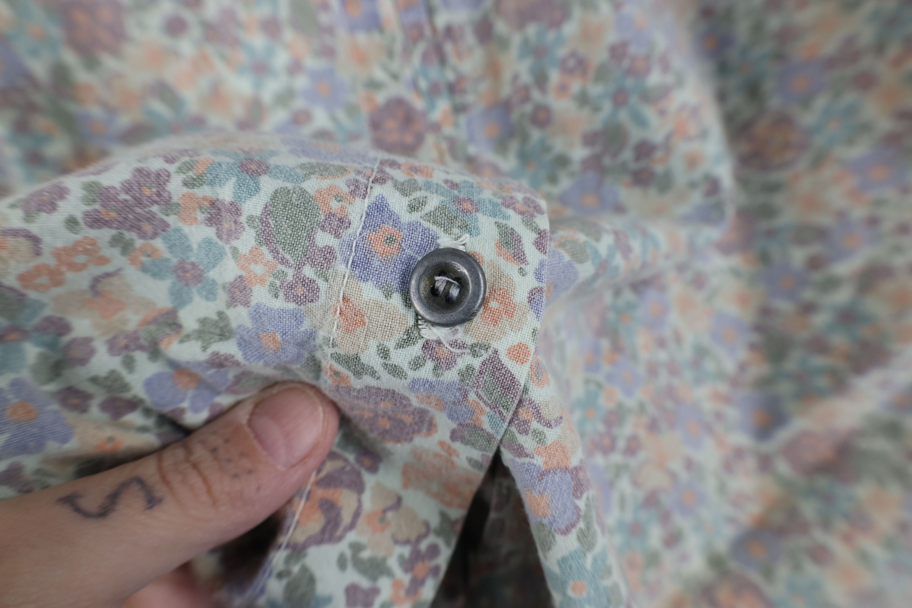 Vintage Vintage 90s Streetwear Flower Short Sleeve Button Shirt Size M / US 6-8 / IT 42-44 - 5 Thumbnail