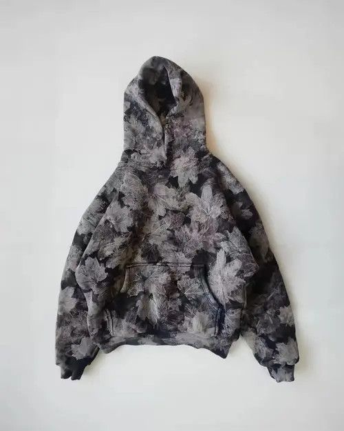 Japanese Brand Y2K Leaf Pattern Camouflage Hoodie Size US M / EU 48-50 / 2 - 2 Thumbnail