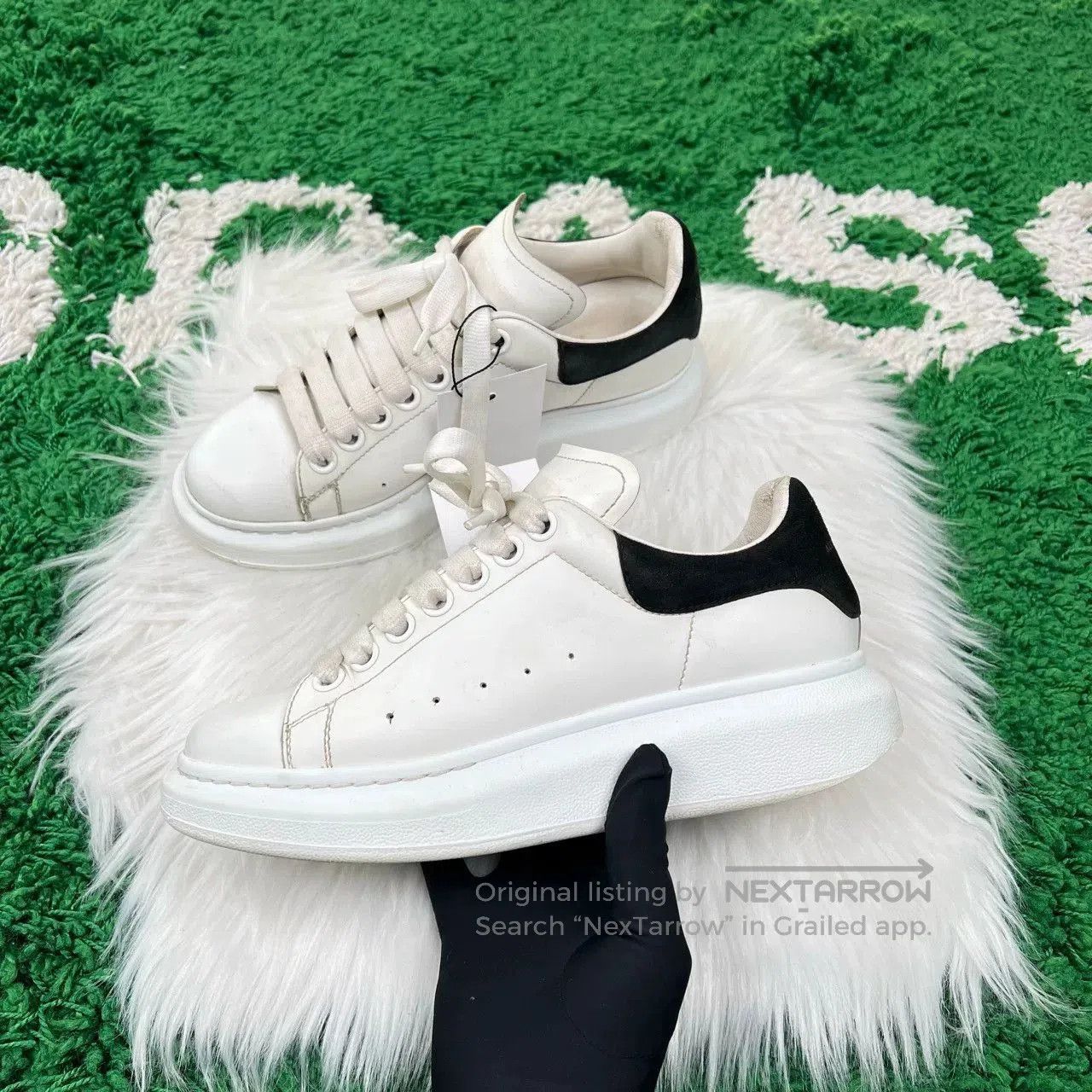 Alexander McQueen Alexander McQueen Black Tail Thick-Sole Sneakers. Size US 6 / IT 36 - 2 Thumbnail
