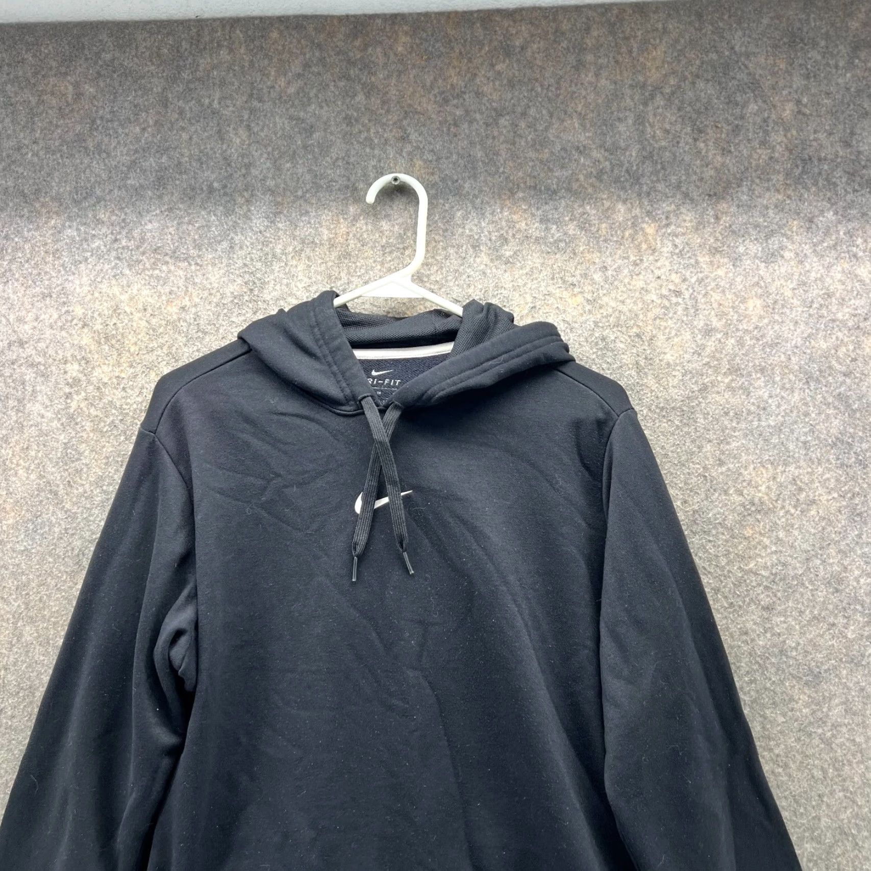 Nike VINTAGE Nike Sweater Women XL Black Center Swoosh Pullover Hoodie Dri Fit Sportswear Size XL / US 12-14 / IT 48-50 - 3 Thumbnail
