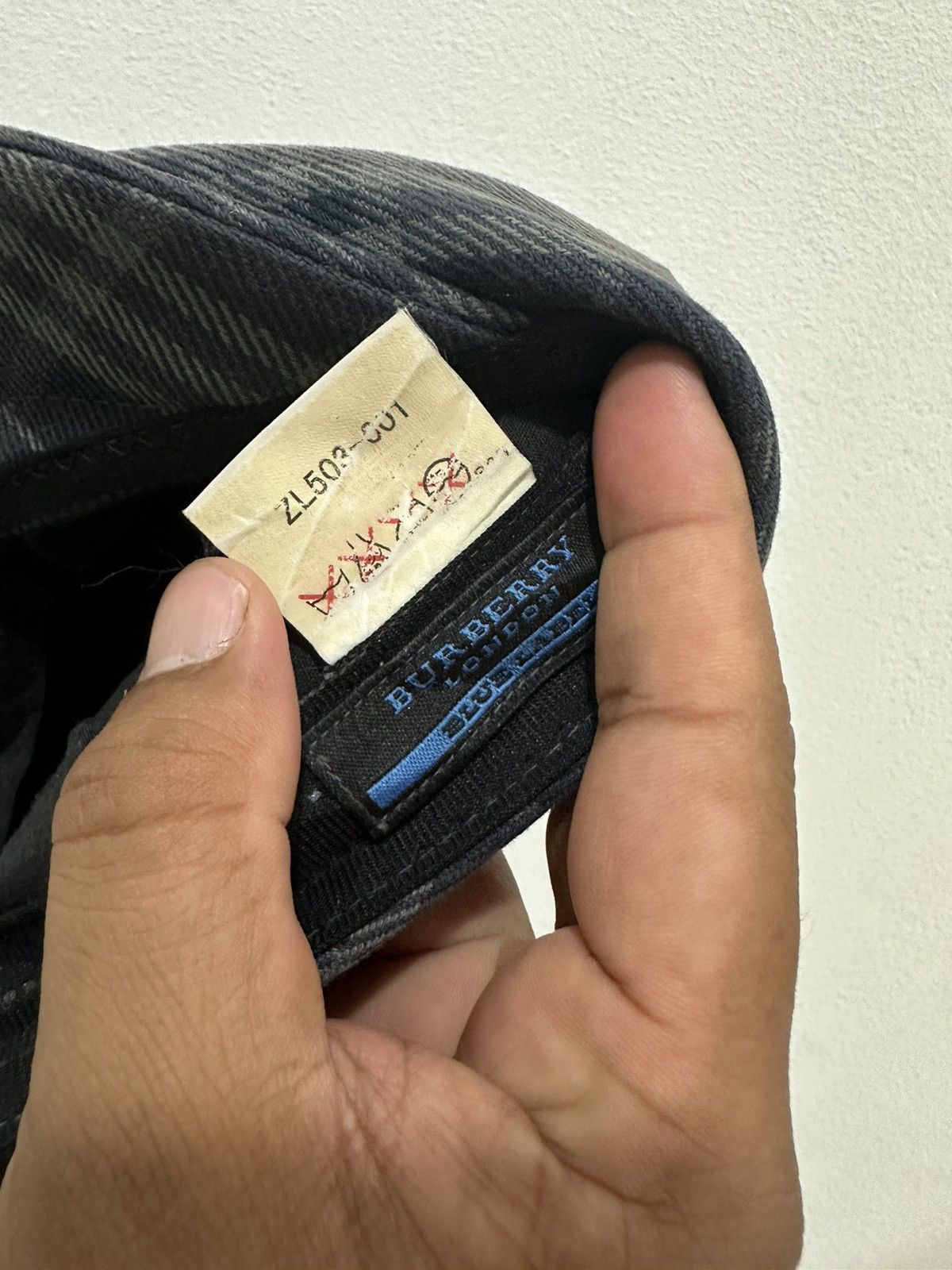 Burberry Burberry Blue Label Flat Hat Size ONE SIZE - 6 Thumbnail