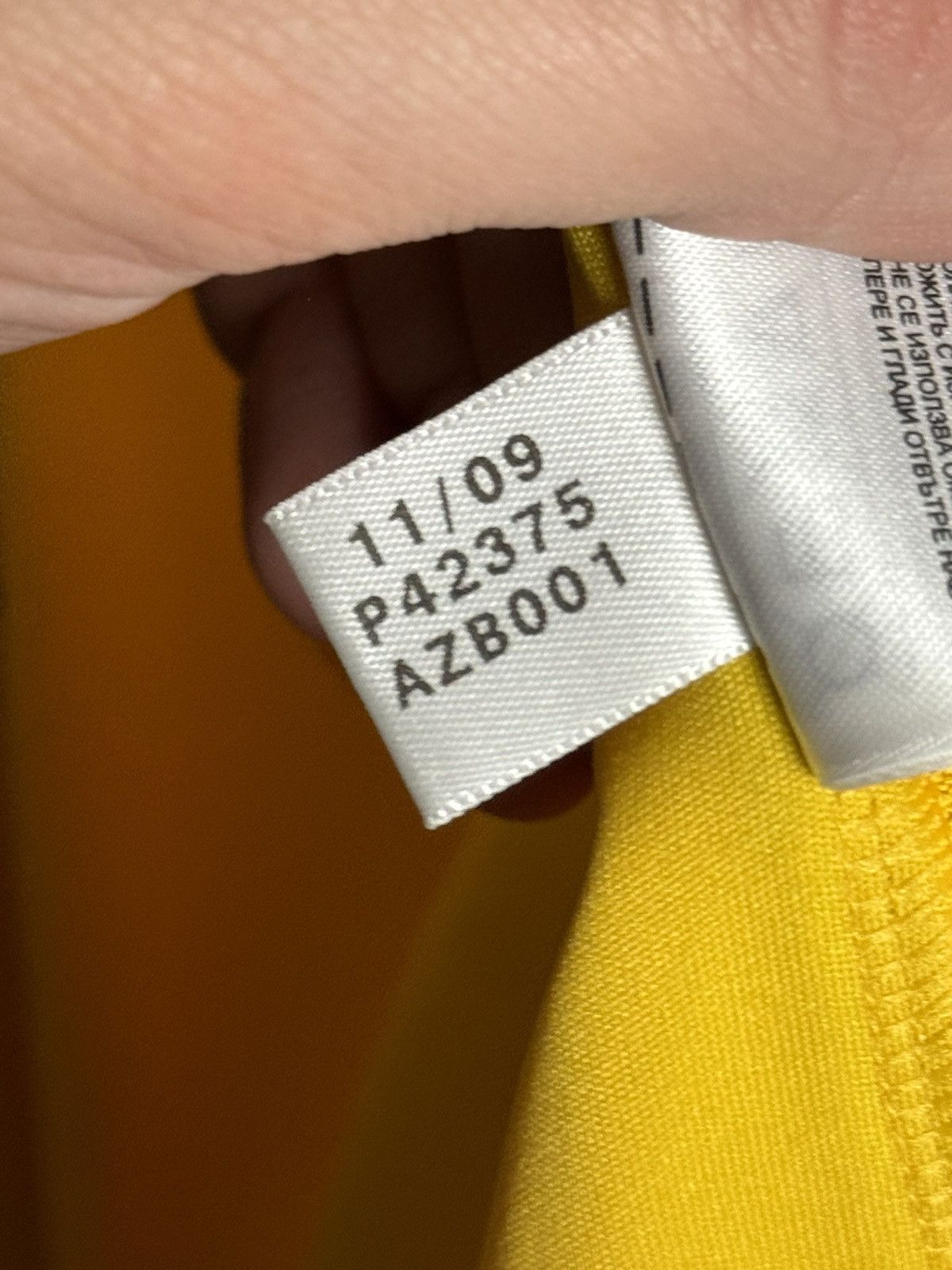 Adidas Ukraine 10/11 Home Match Worn Aliev Football Soccer Jersey Size US M / EU 48-50 / 2 - 17 Thumbnail