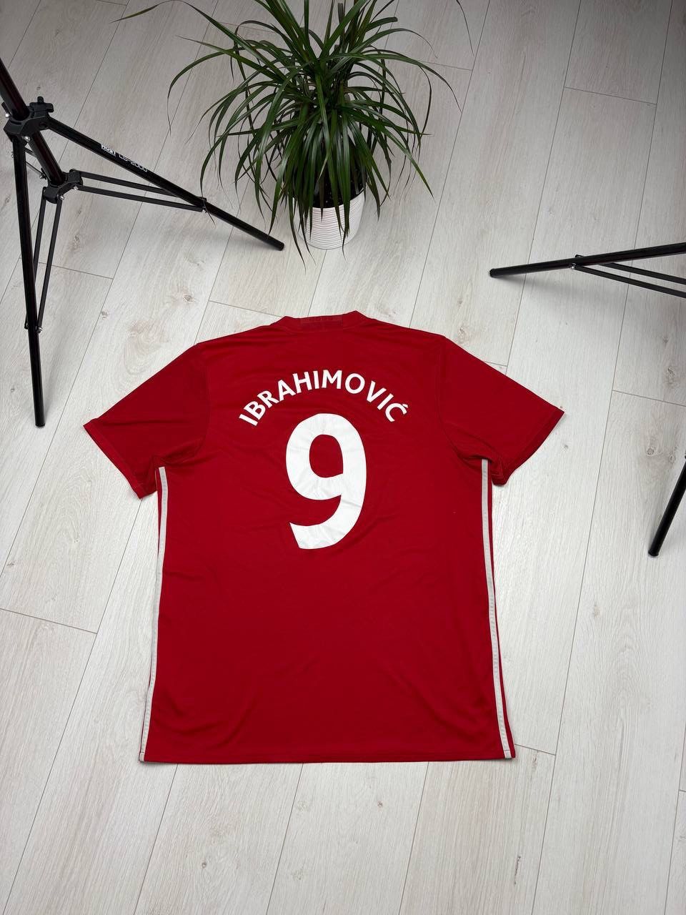 Adidas Manchester United Ibrahimovic 2016-2017 Adidas Jersey Shirt Size US XL / EU 56 / 4 - 12 Thumbnail
