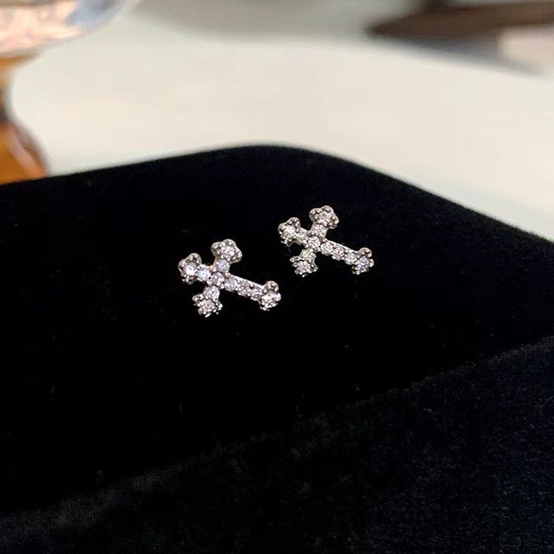 Jewelry × Sterling Silver Cross Retro Earrings One Pairs Chrome Jewelry Size ONE SIZE - 3 Thumbnail