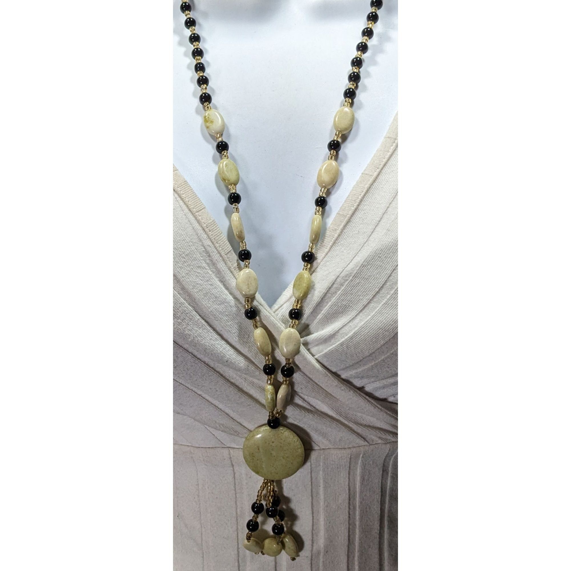 Handmade Vintage Handmade Stone And Glass Beaded Necklace Size ONE SIZE - 4 Thumbnail