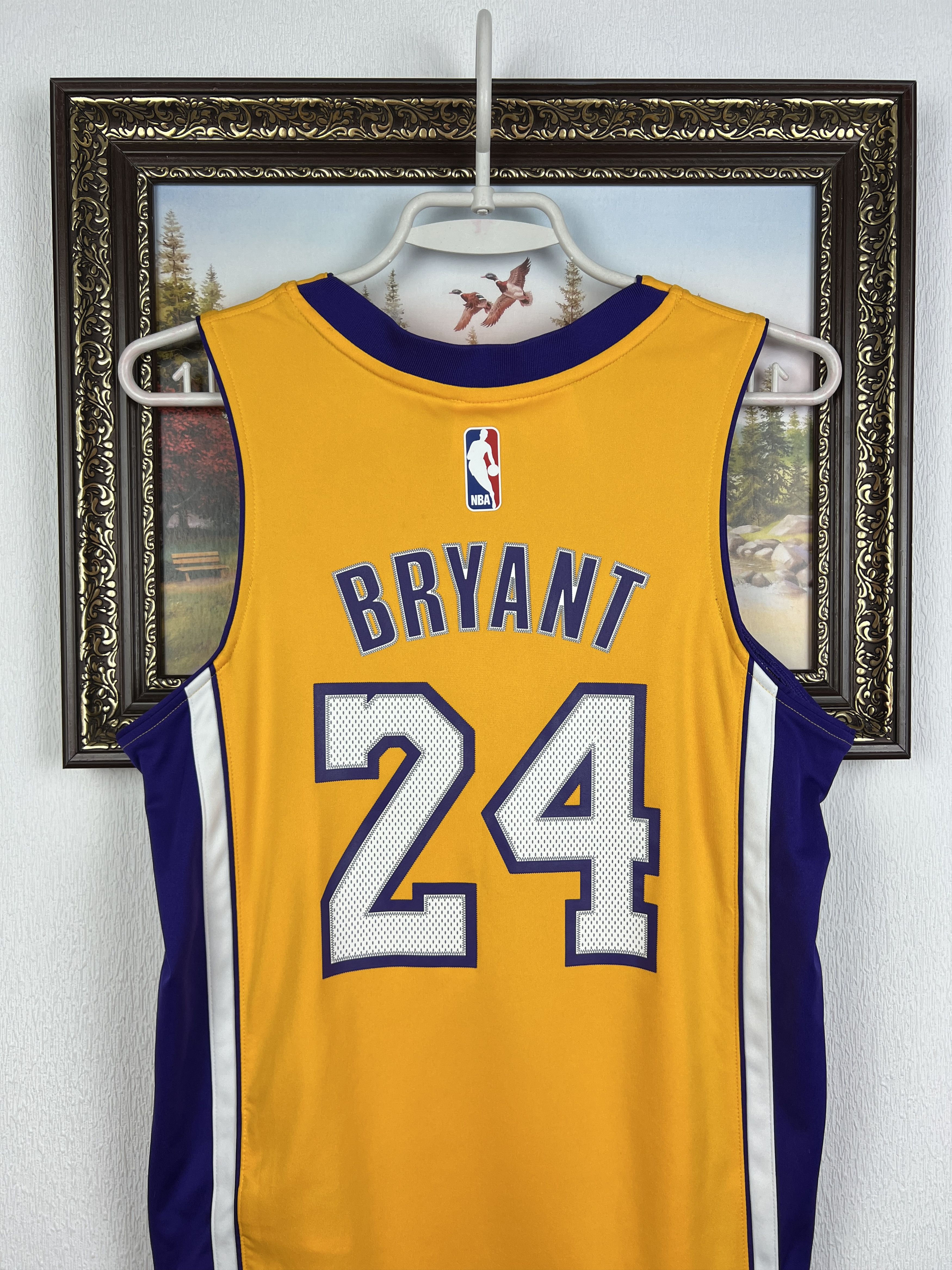 Adidas Los Angeles Lakers NBA Bryant Jersey Shirt Hype Size Boys M Size US XXS / EU 40 - 10 Thumbnail