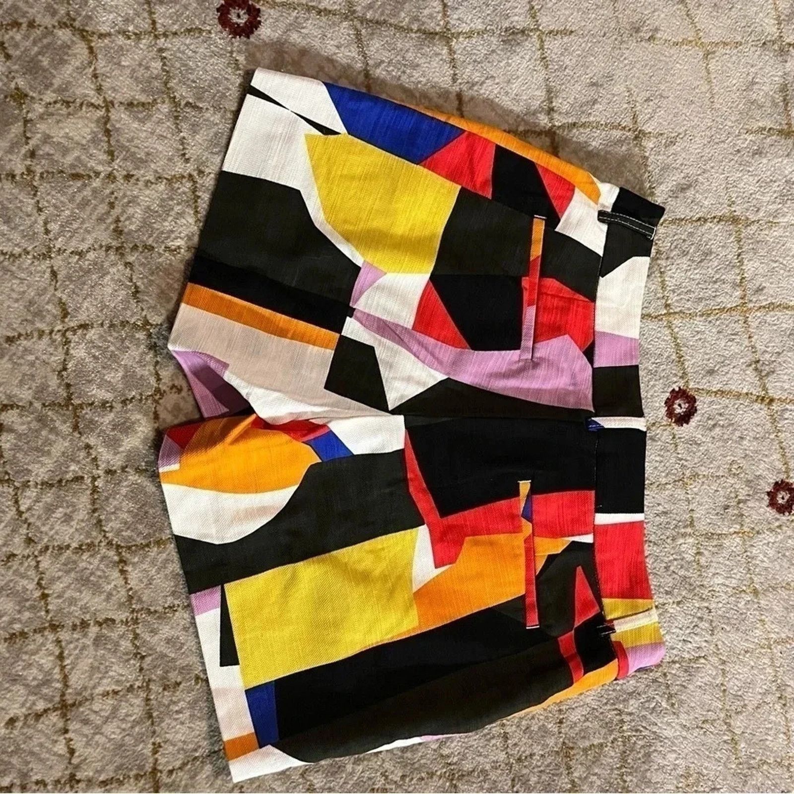 Other Halogen Shorts Size 6 Multicolor Abstract Art Flat Front Size 28" / US 6 / IT 42 - 2 Thumbnail